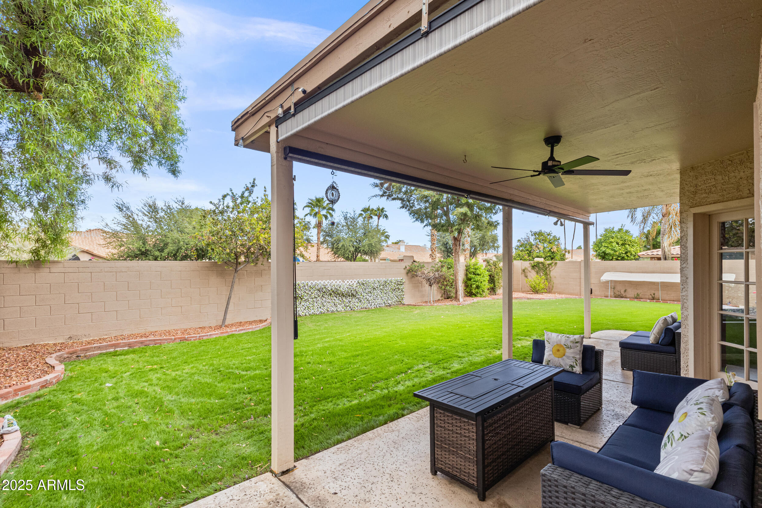 1214 W IRIS Drive, Gilbert