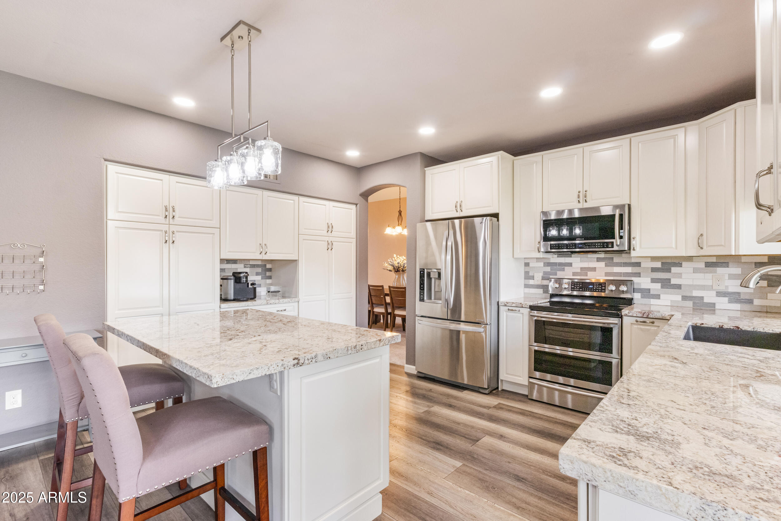 1214 W IRIS Drive, Gilbert