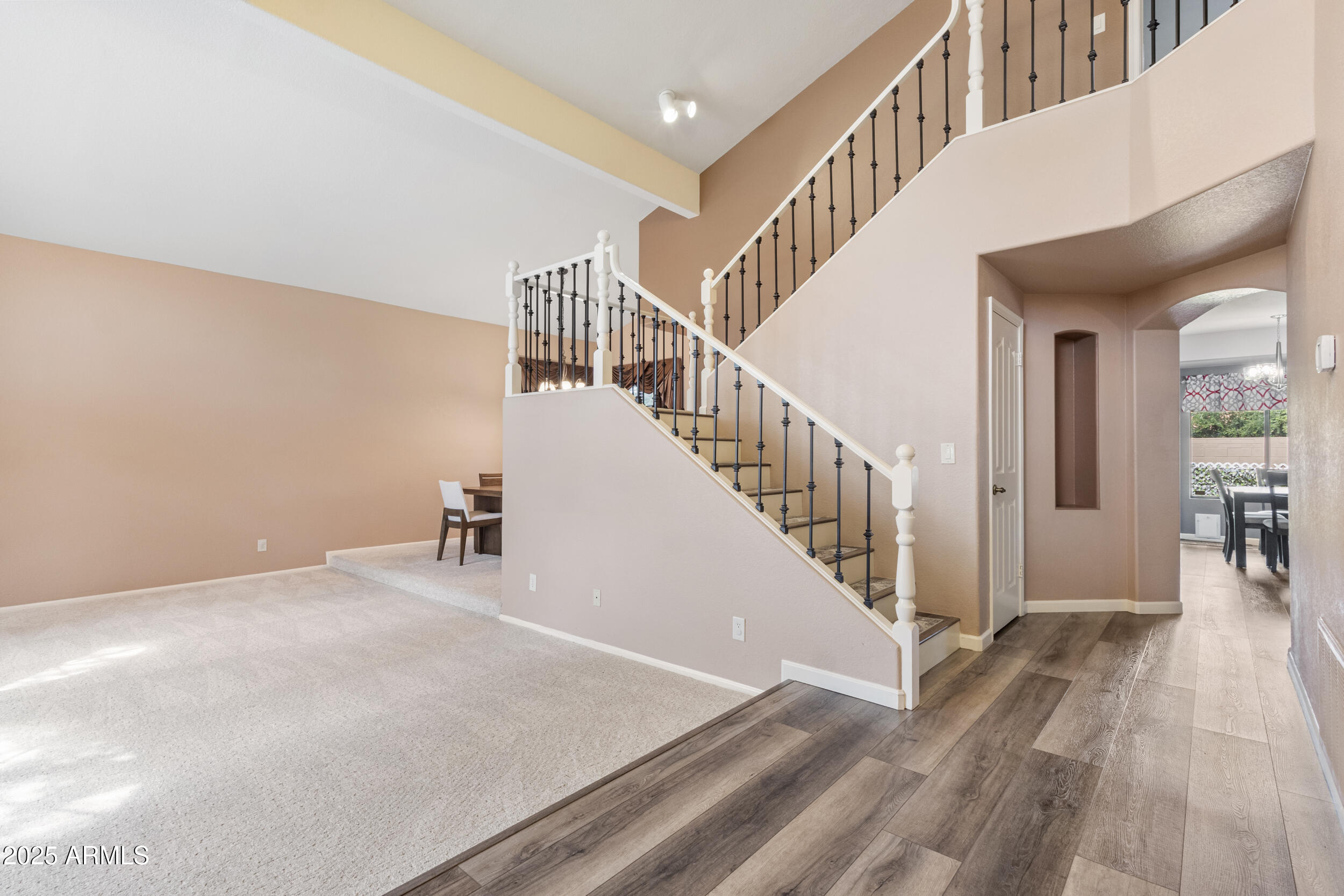 1214 W IRIS Drive, Gilbert