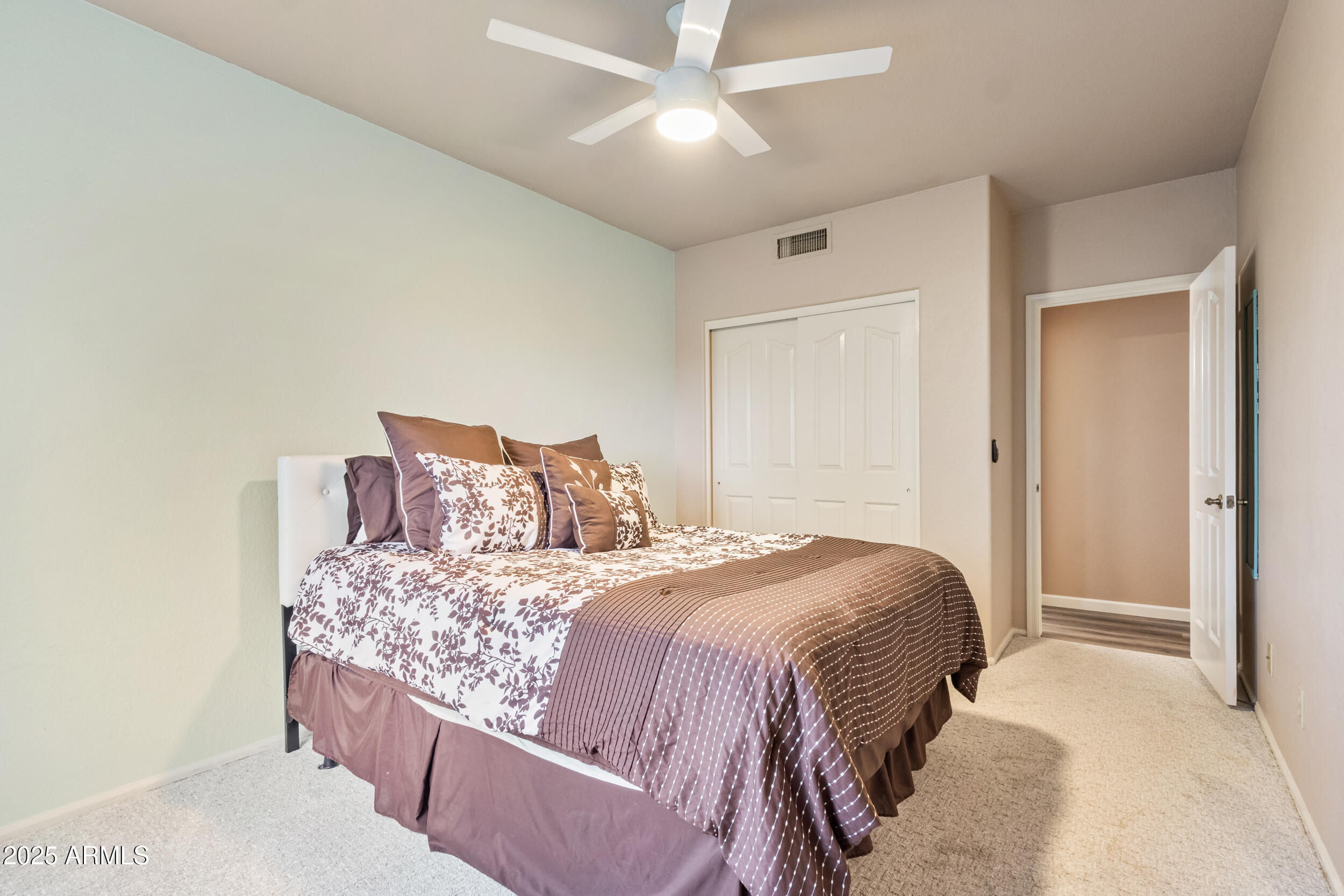 1214 W IRIS Drive, Gilbert