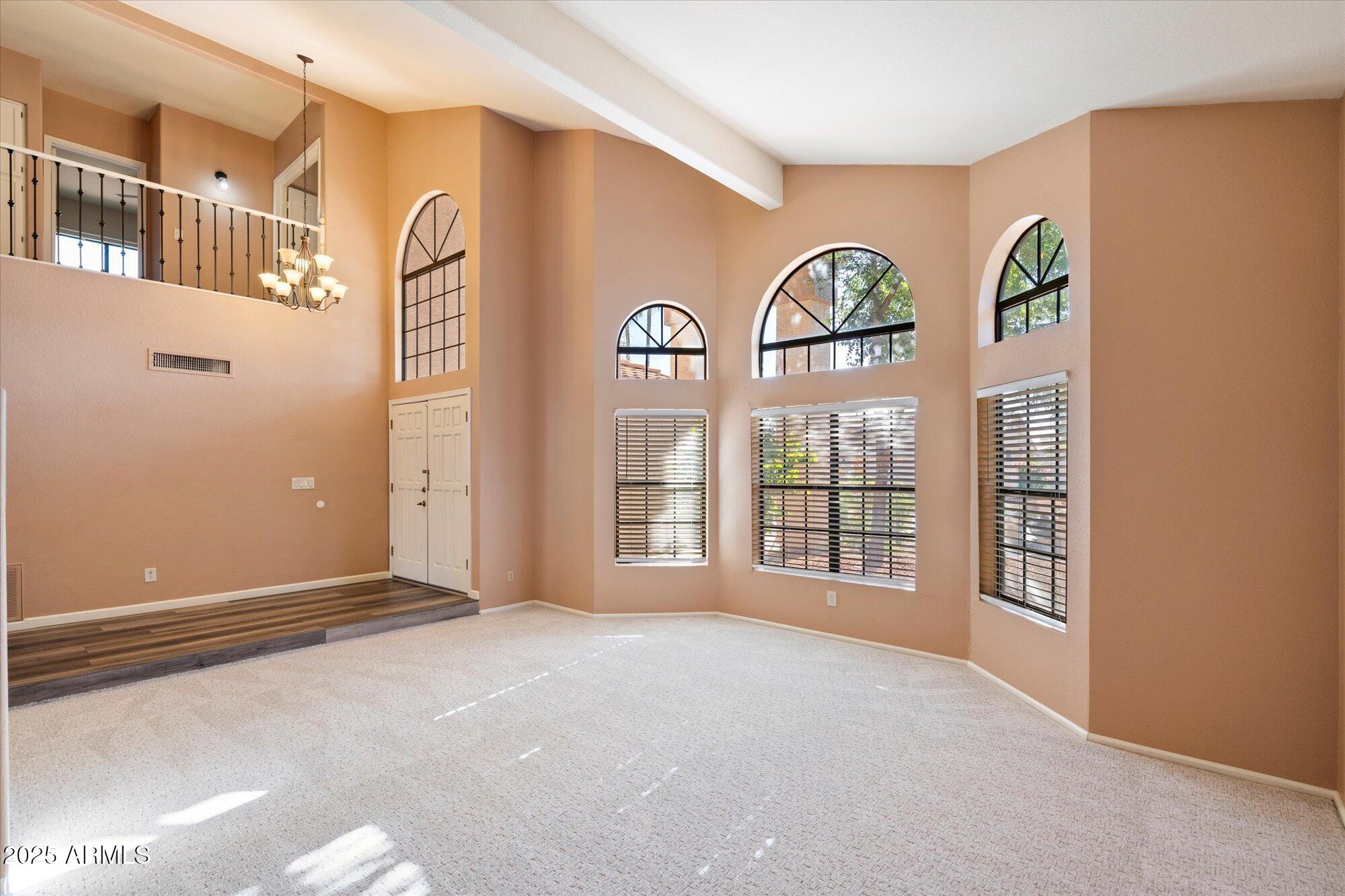 1214 W IRIS Drive, Gilbert