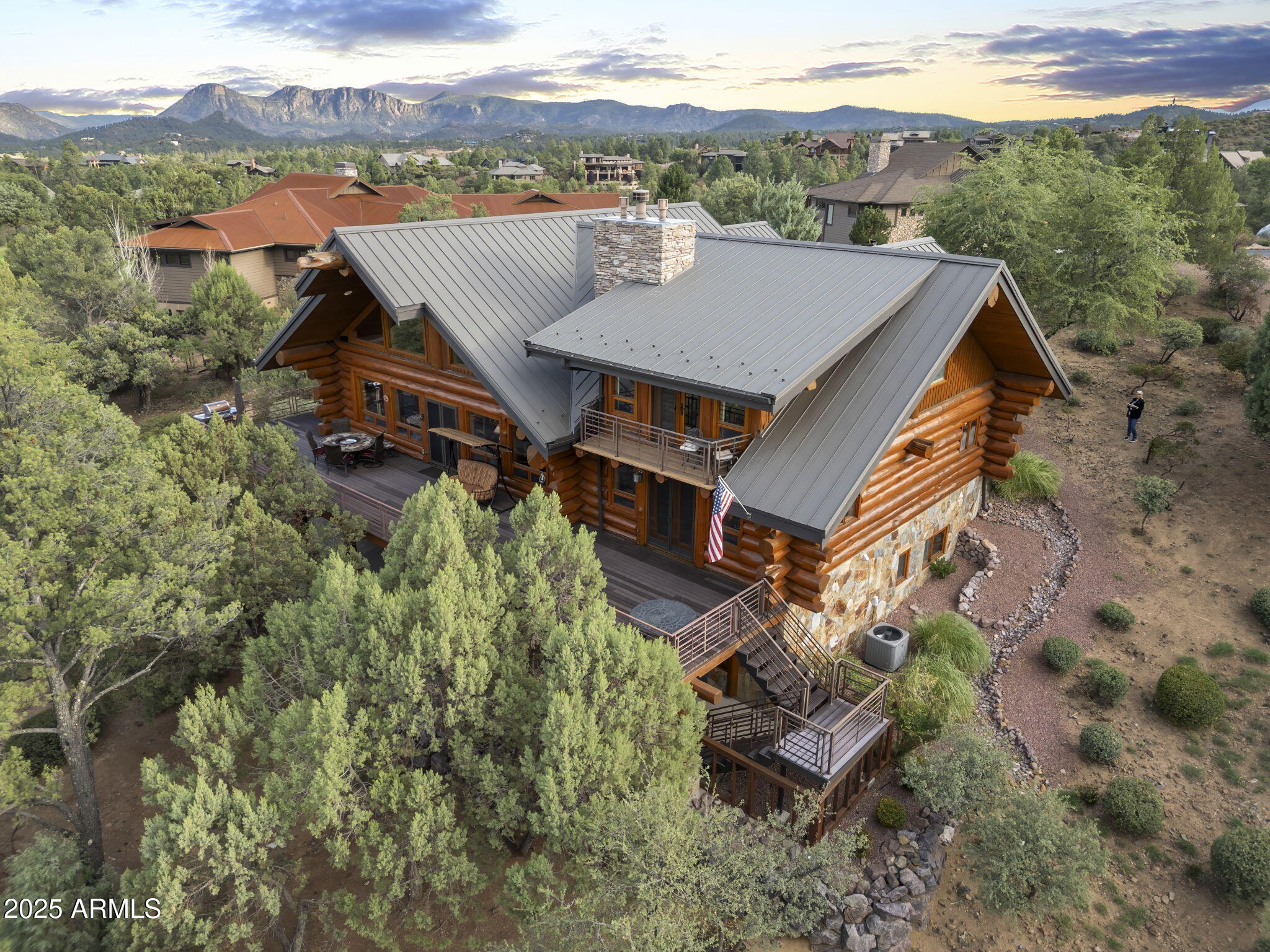 2706 E Wild Rose Circle