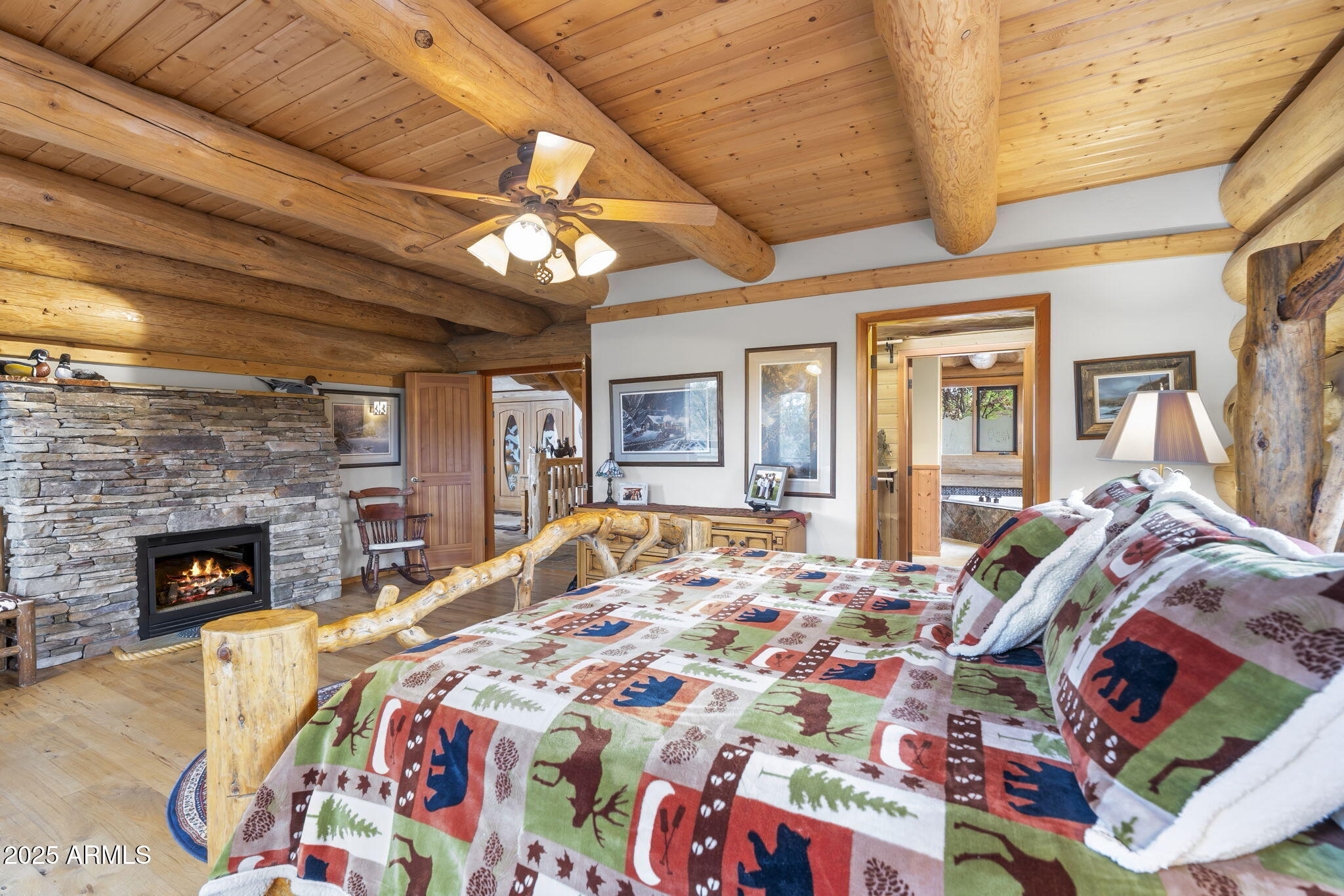 2706 E Wild Rose Circle