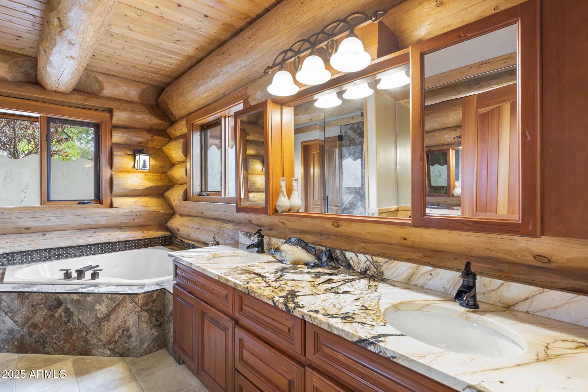 2706 E Wild Rose Circle