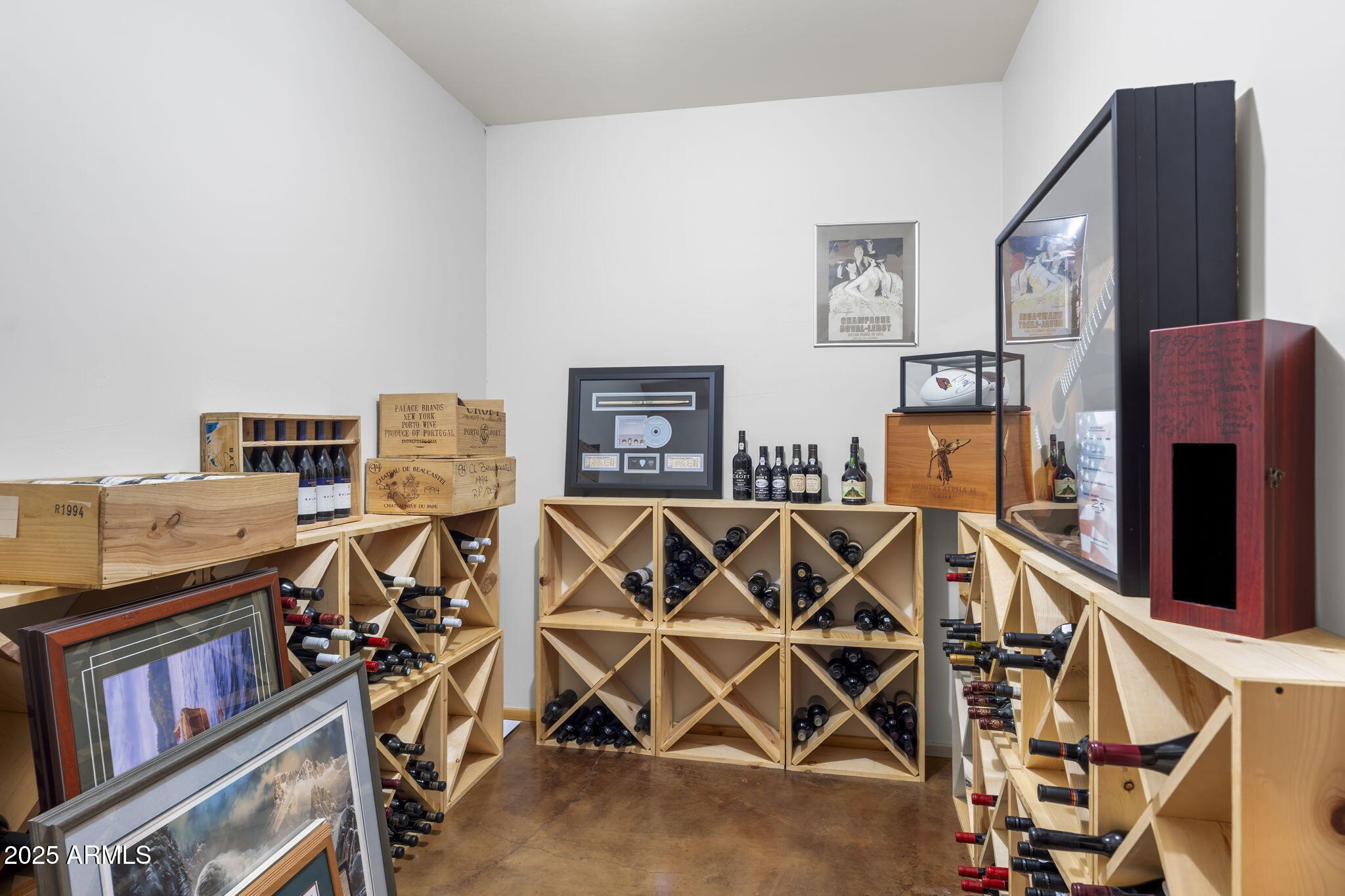 2706 E Wild Rose Circle