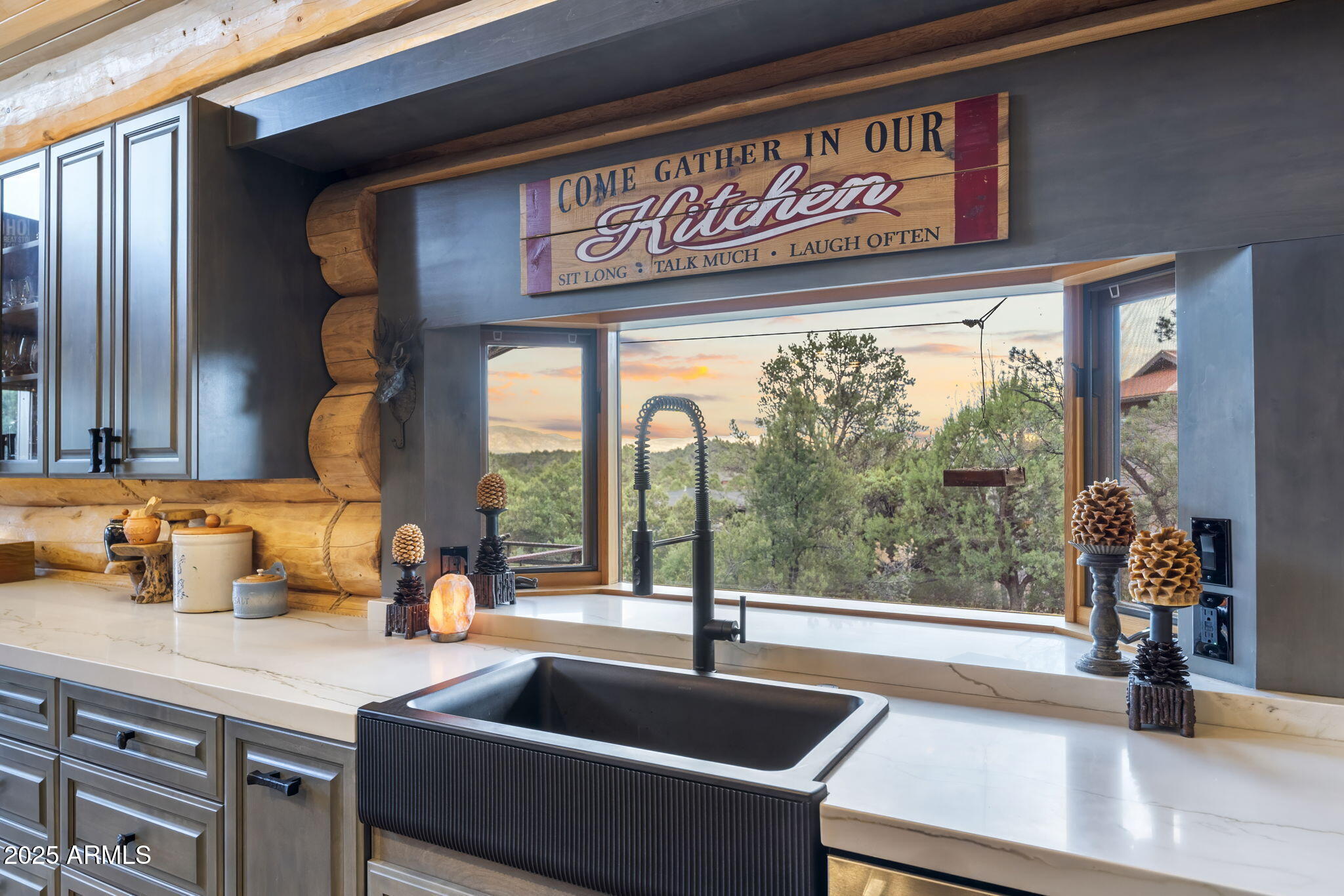 2706 E Wild Rose Circle