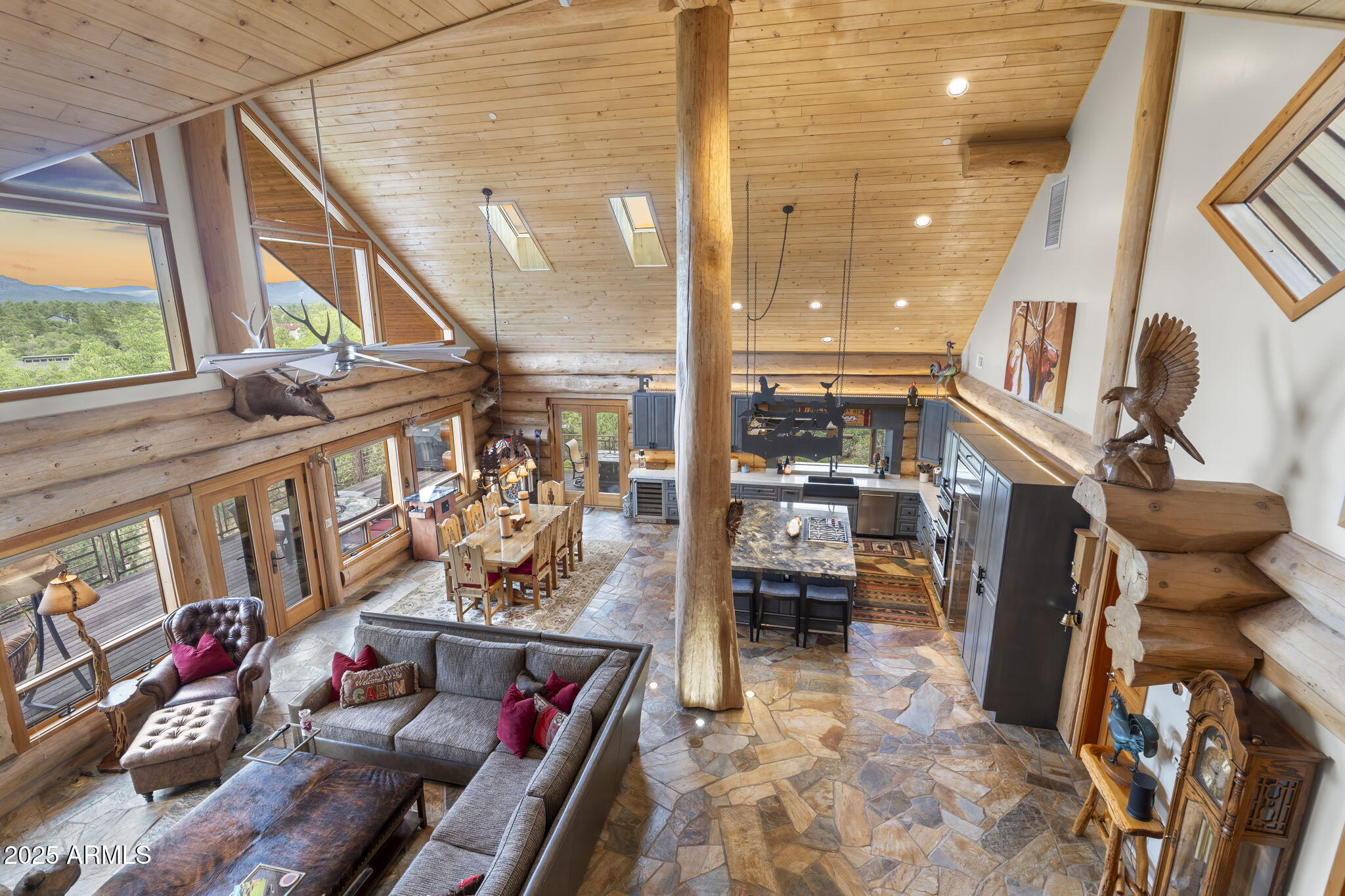 2706 E Wild Rose Circle