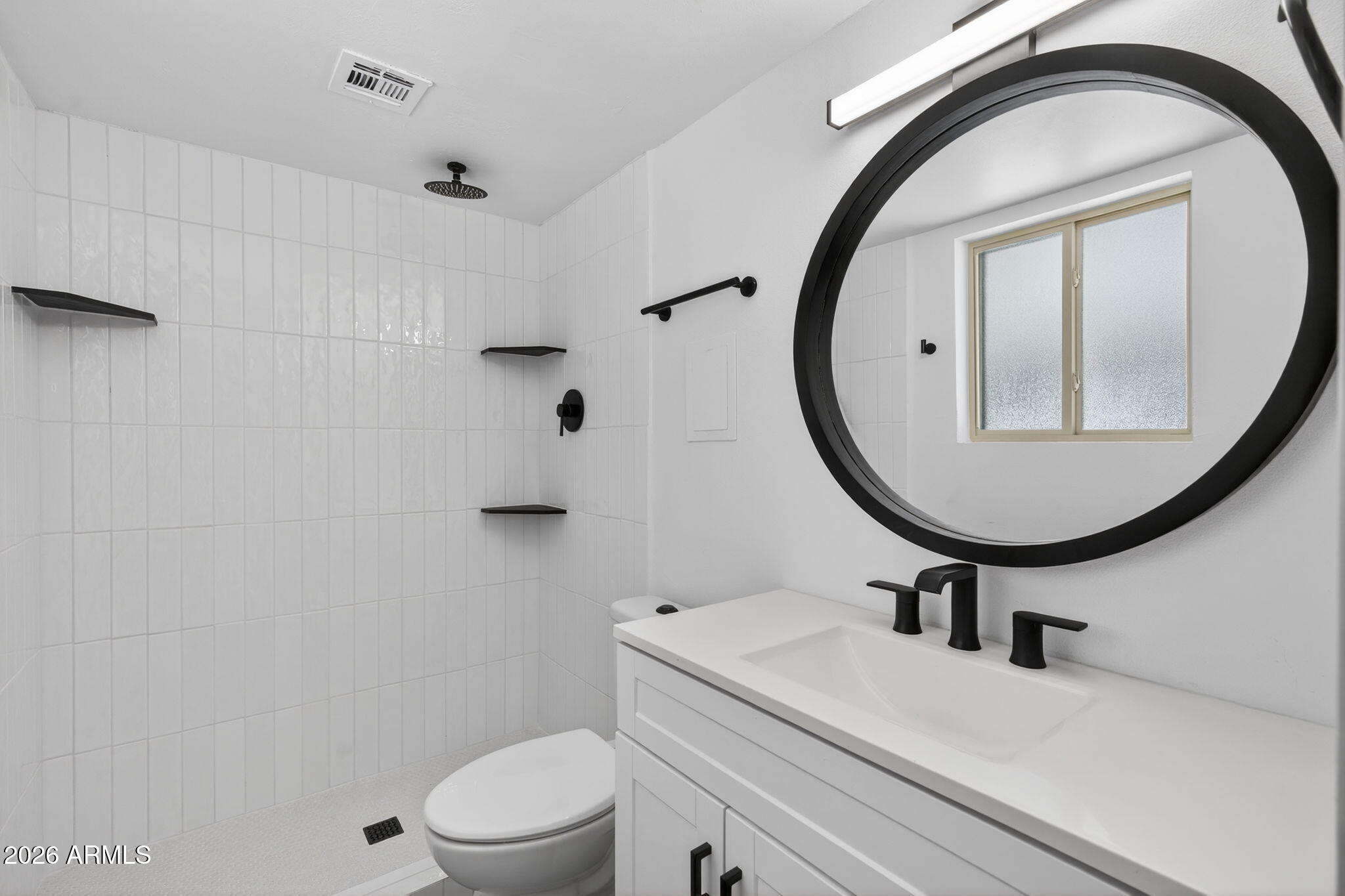 1527 W Windrose Drive