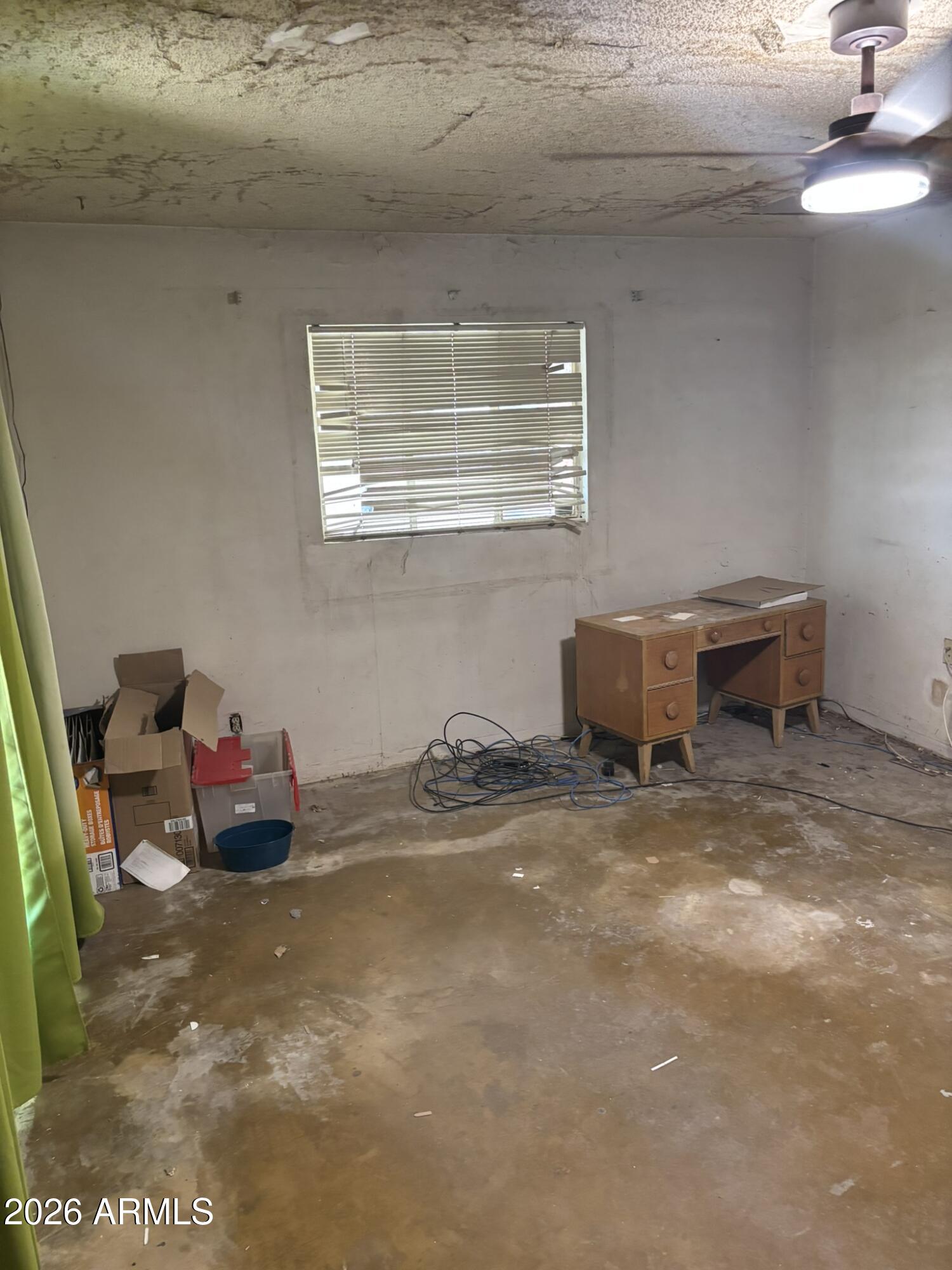 1921 W WHITTON Avenue