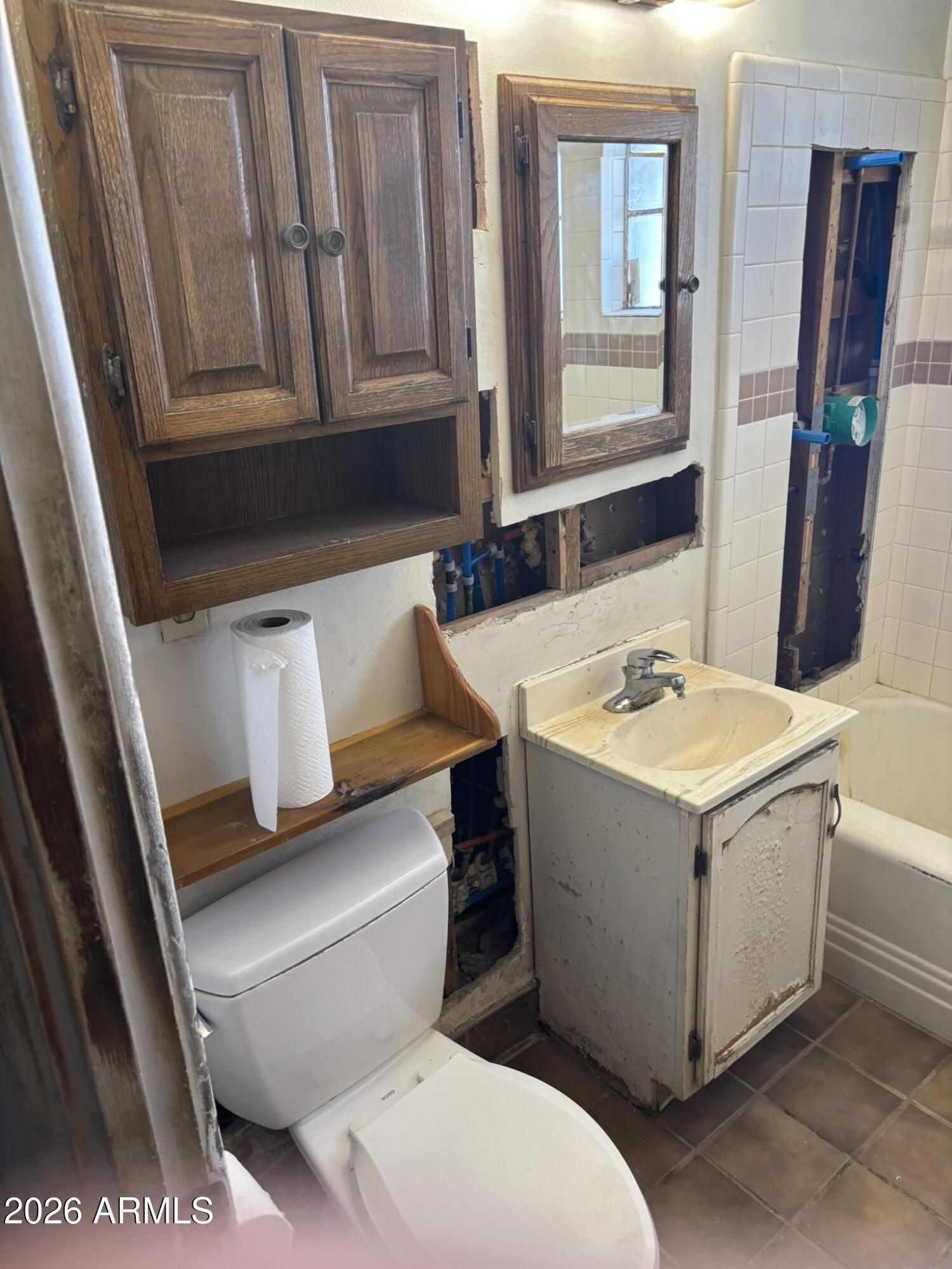 1921 W WHITTON Avenue