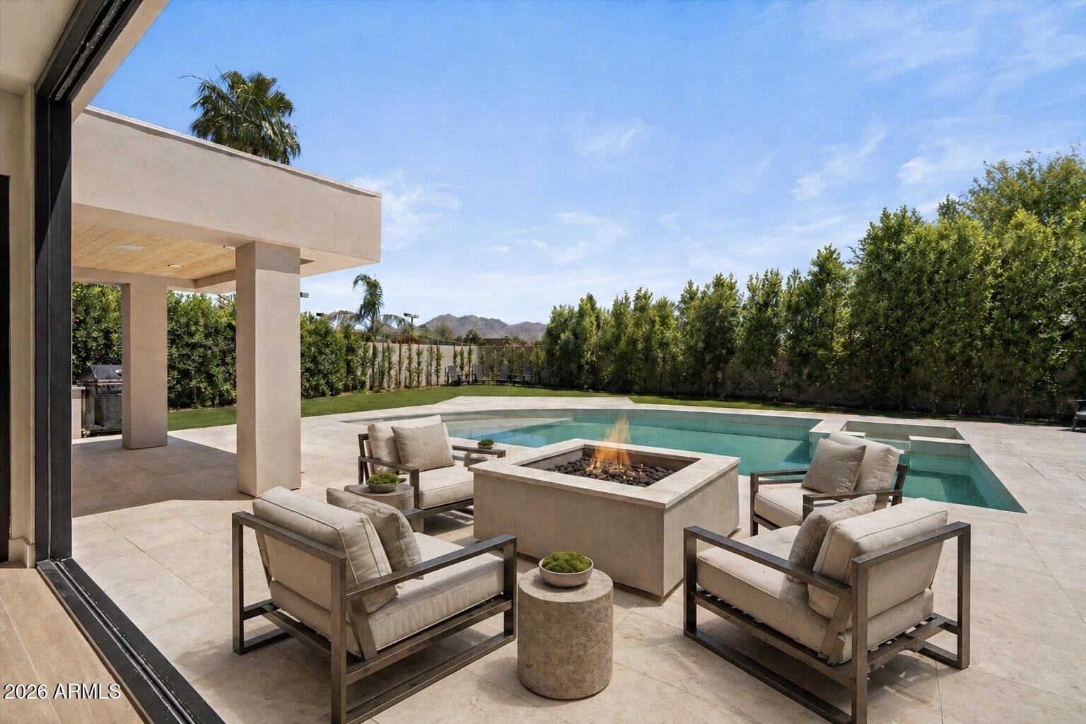 8565 E VISTA DEL LAGO N