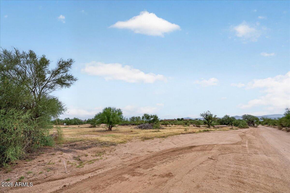 - 140th E Dove Valley Road -