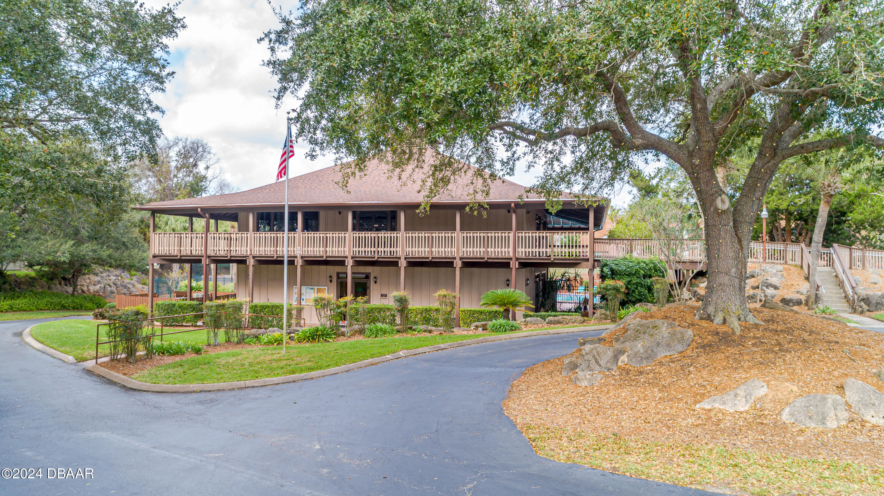 4 Whispering Pines Trail