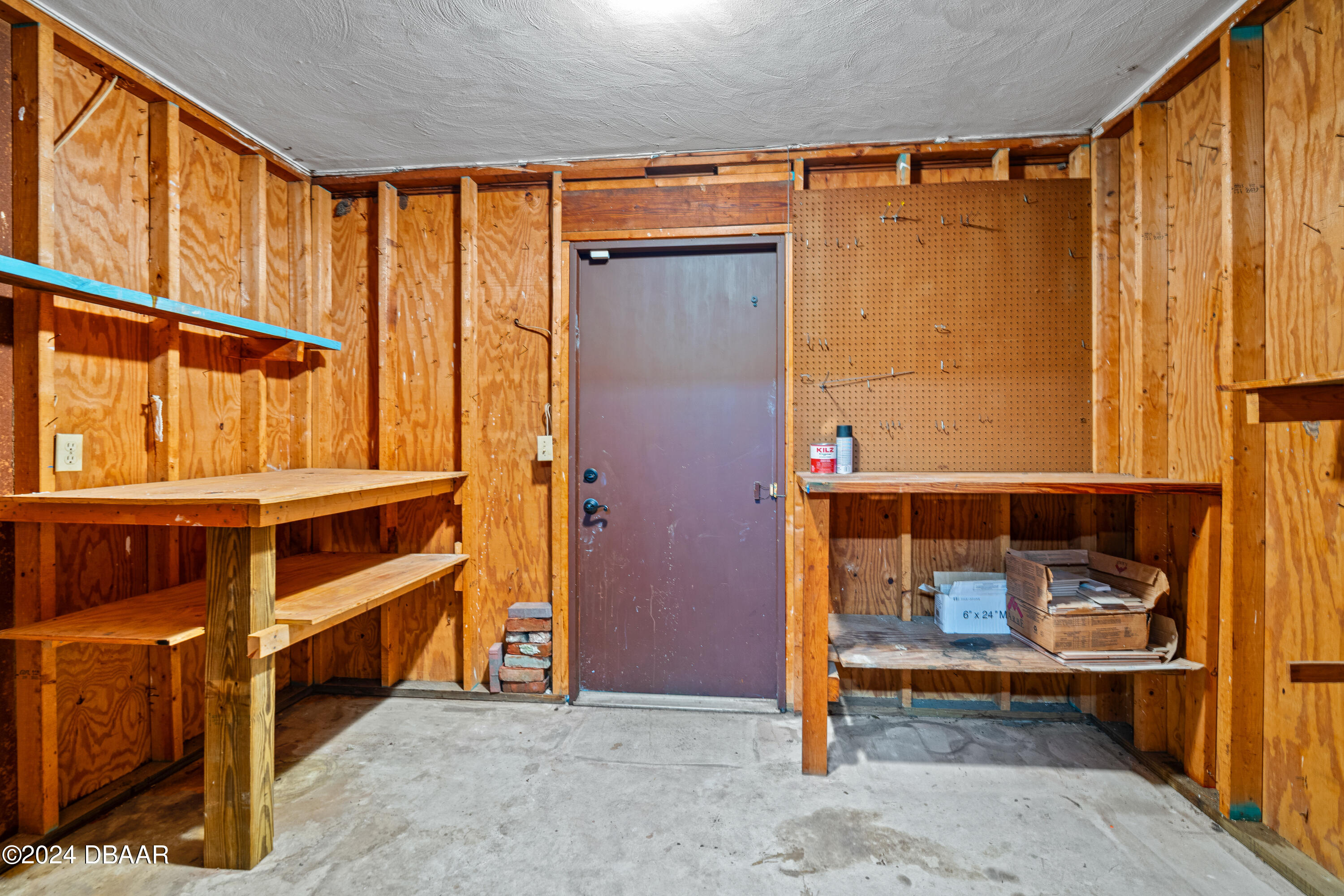 4 Whispering Pines Trail