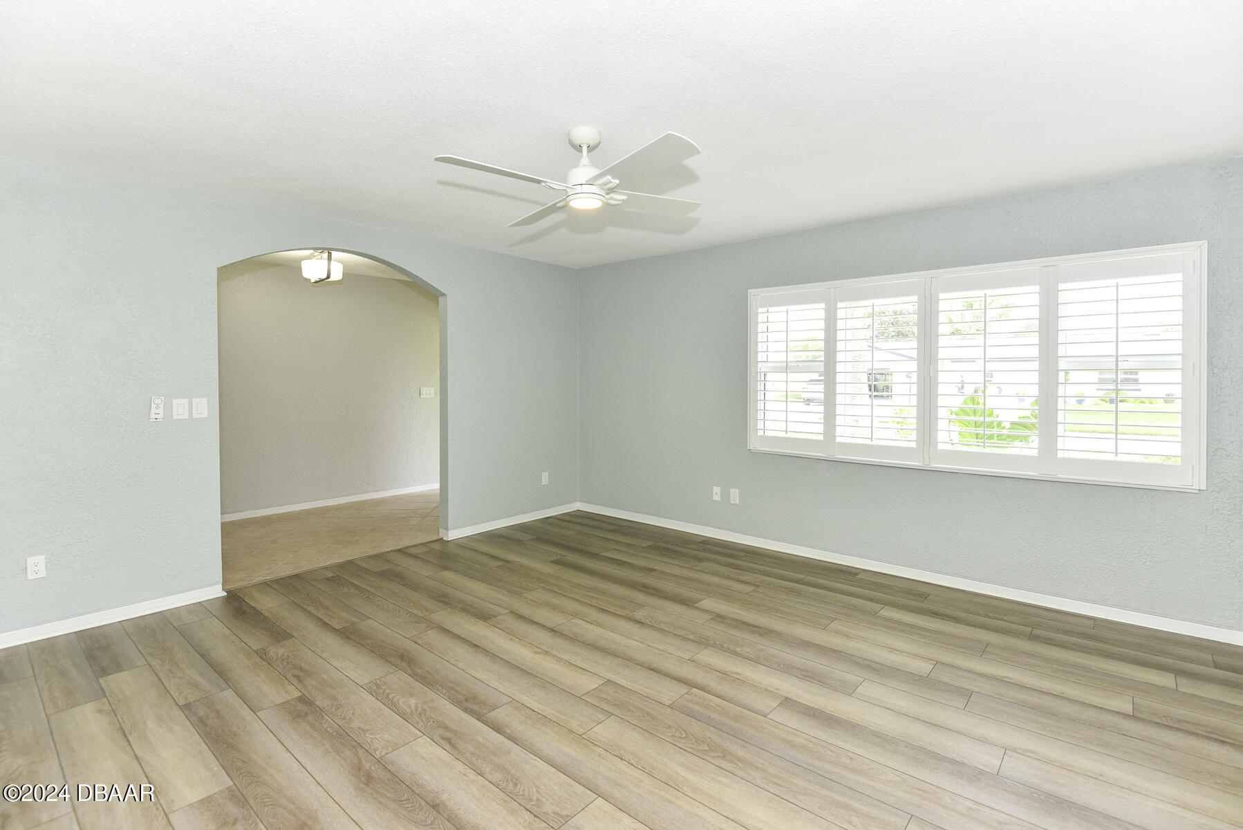 93 Dianne Drive