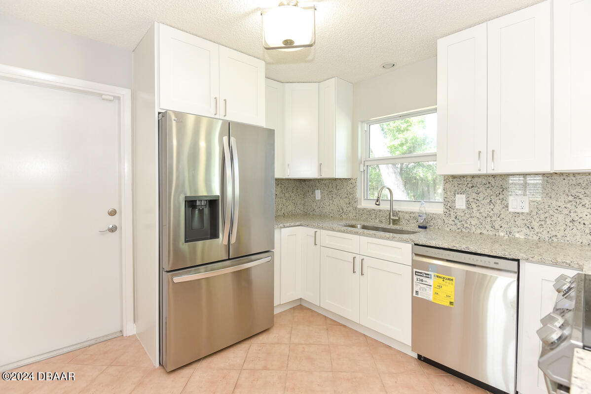 93 Dianne Drive