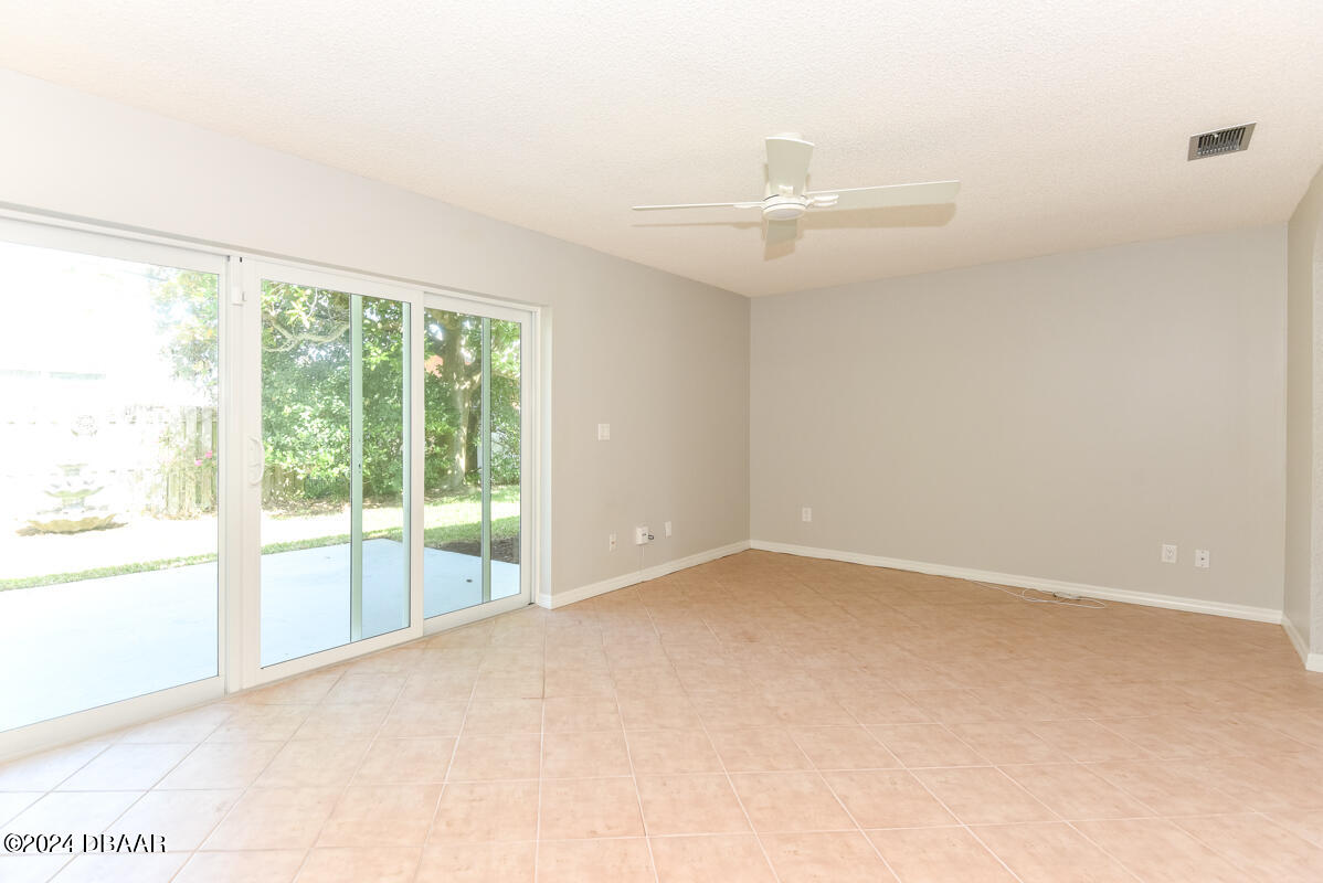 93 Dianne Drive