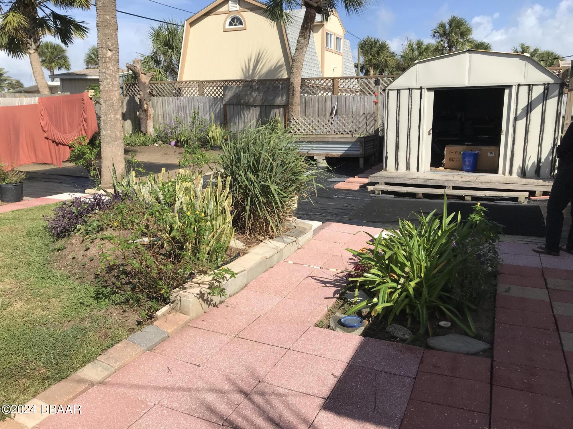 118 Holland Road