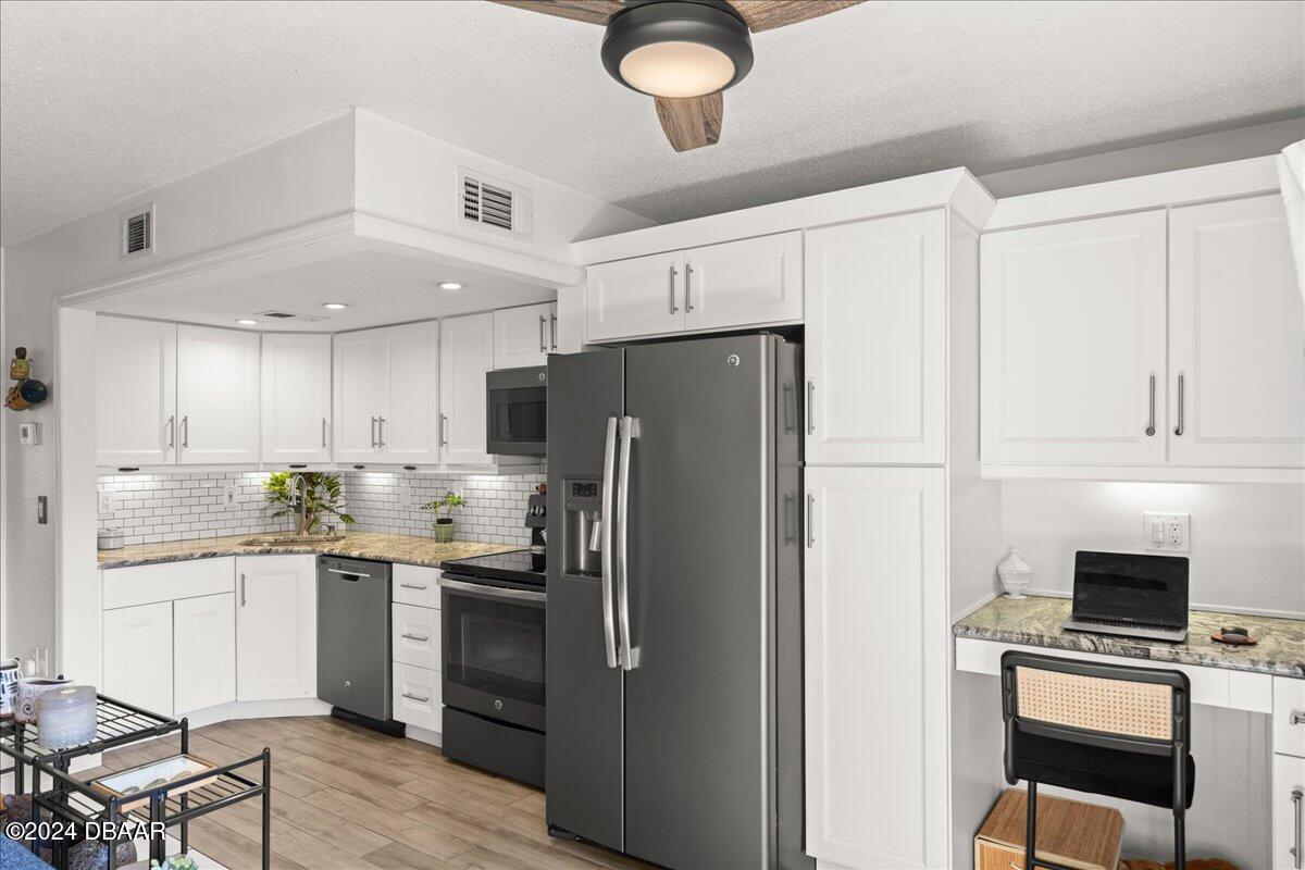 855 Ocean Shore Boulevard 115