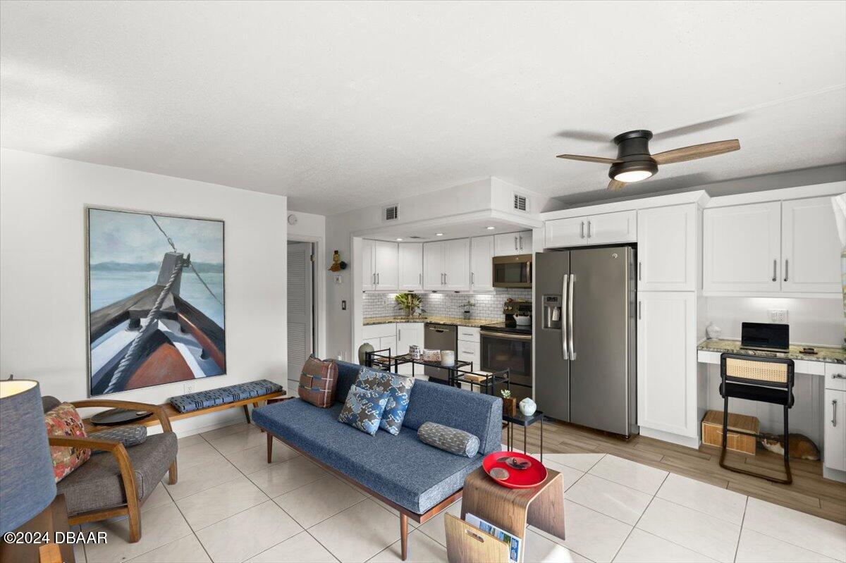 855 Ocean Shore Boulevard 115