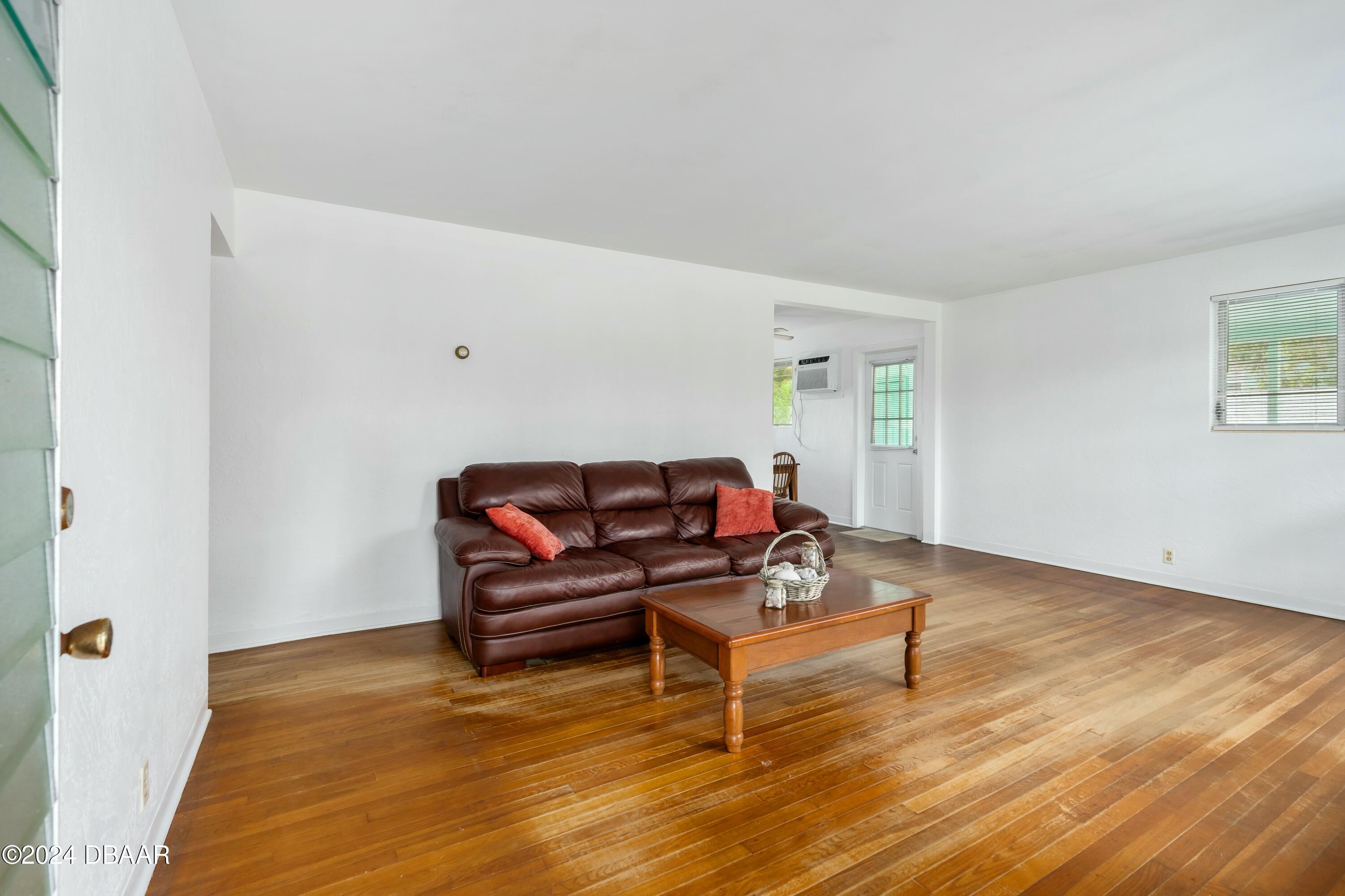 54 Reynolds Avenue