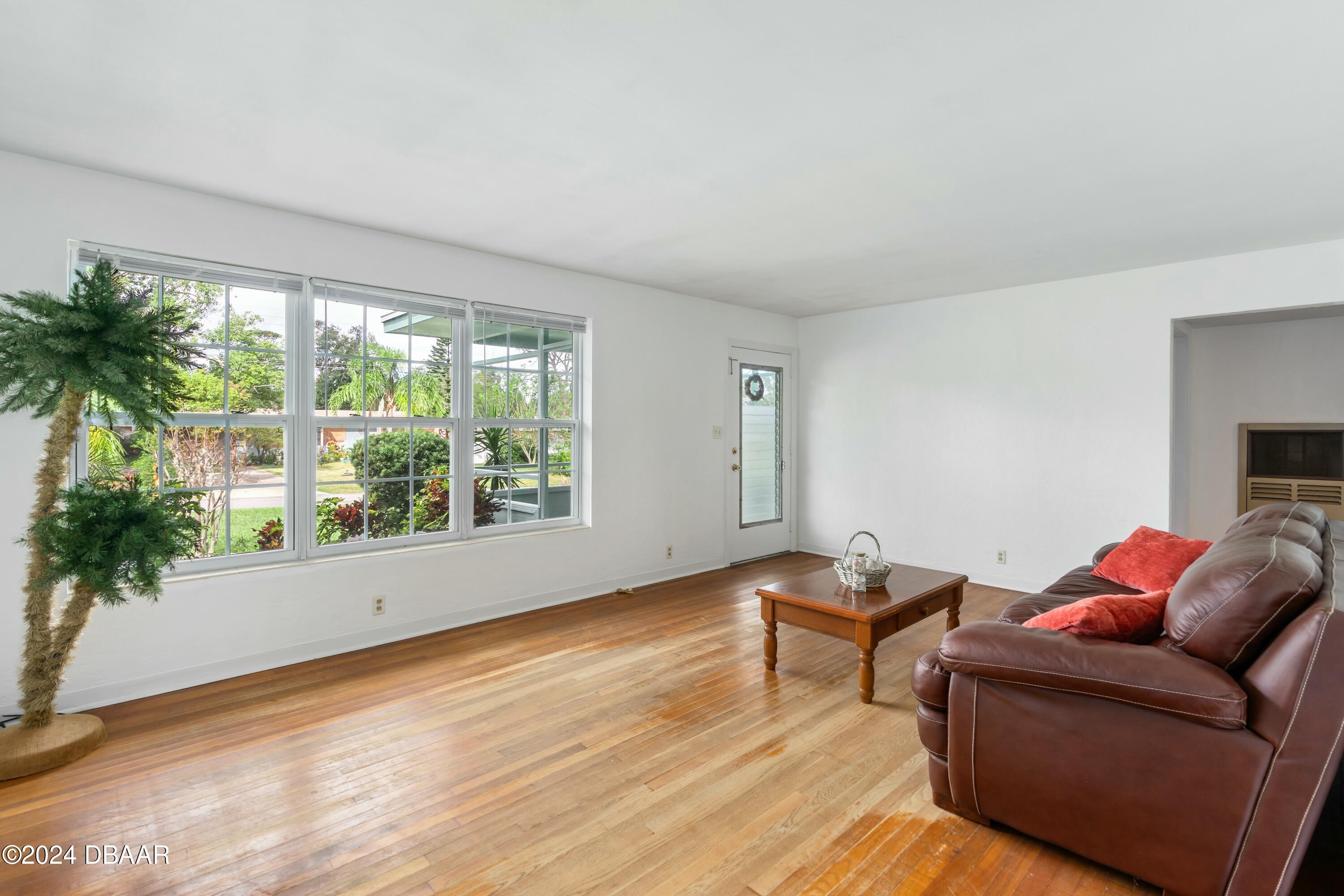 54 Reynolds Avenue