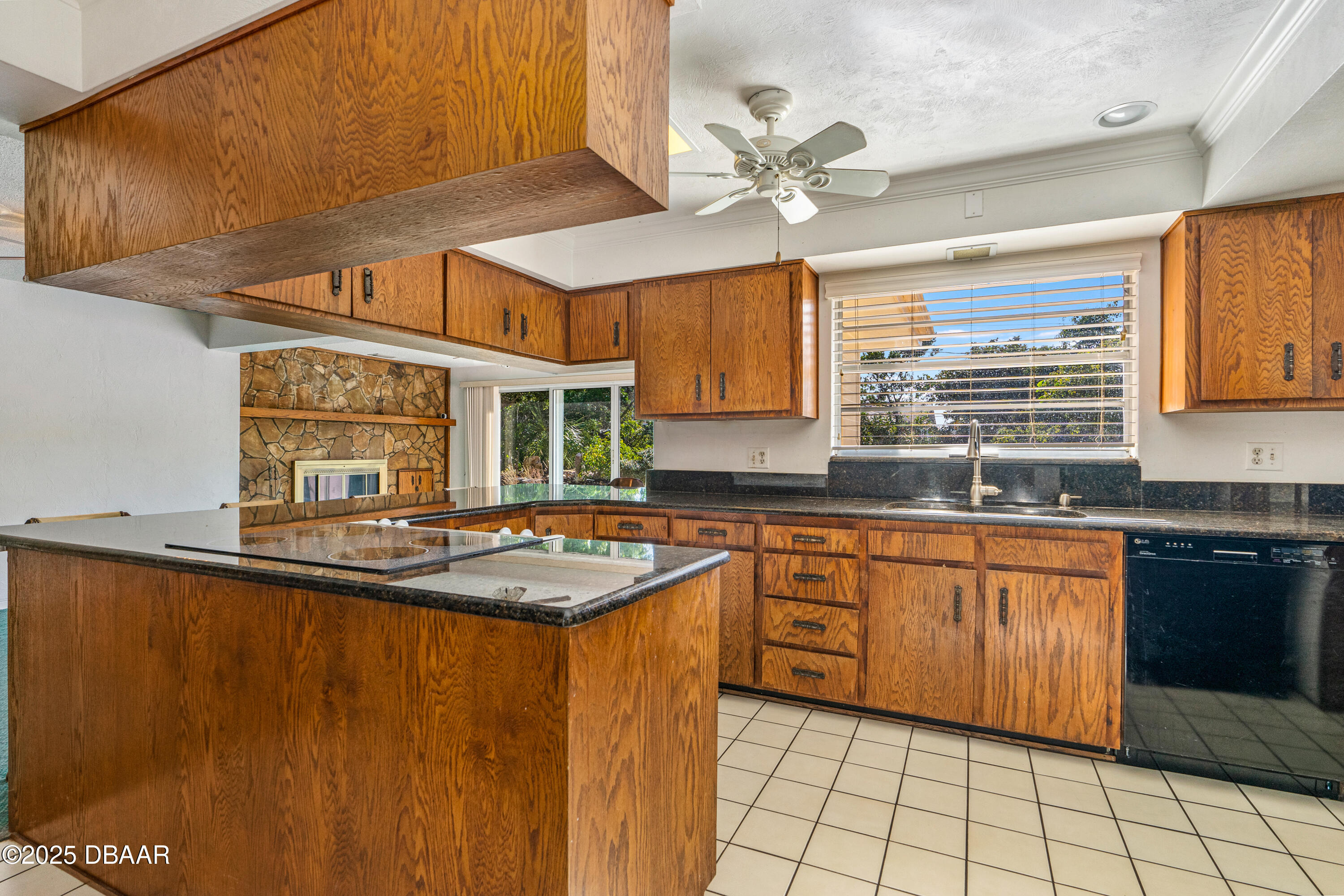 142 University Circle