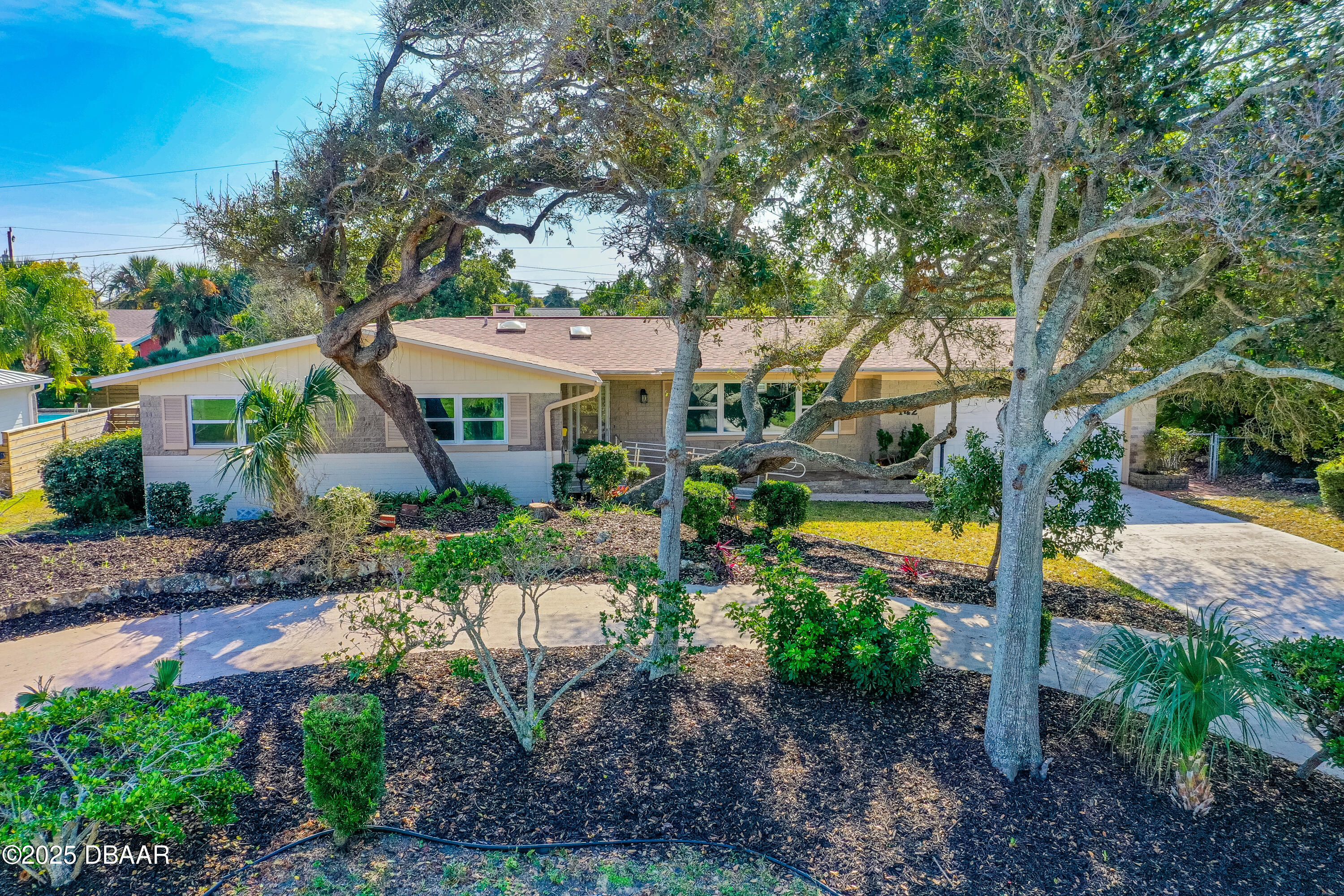 142 University Circle