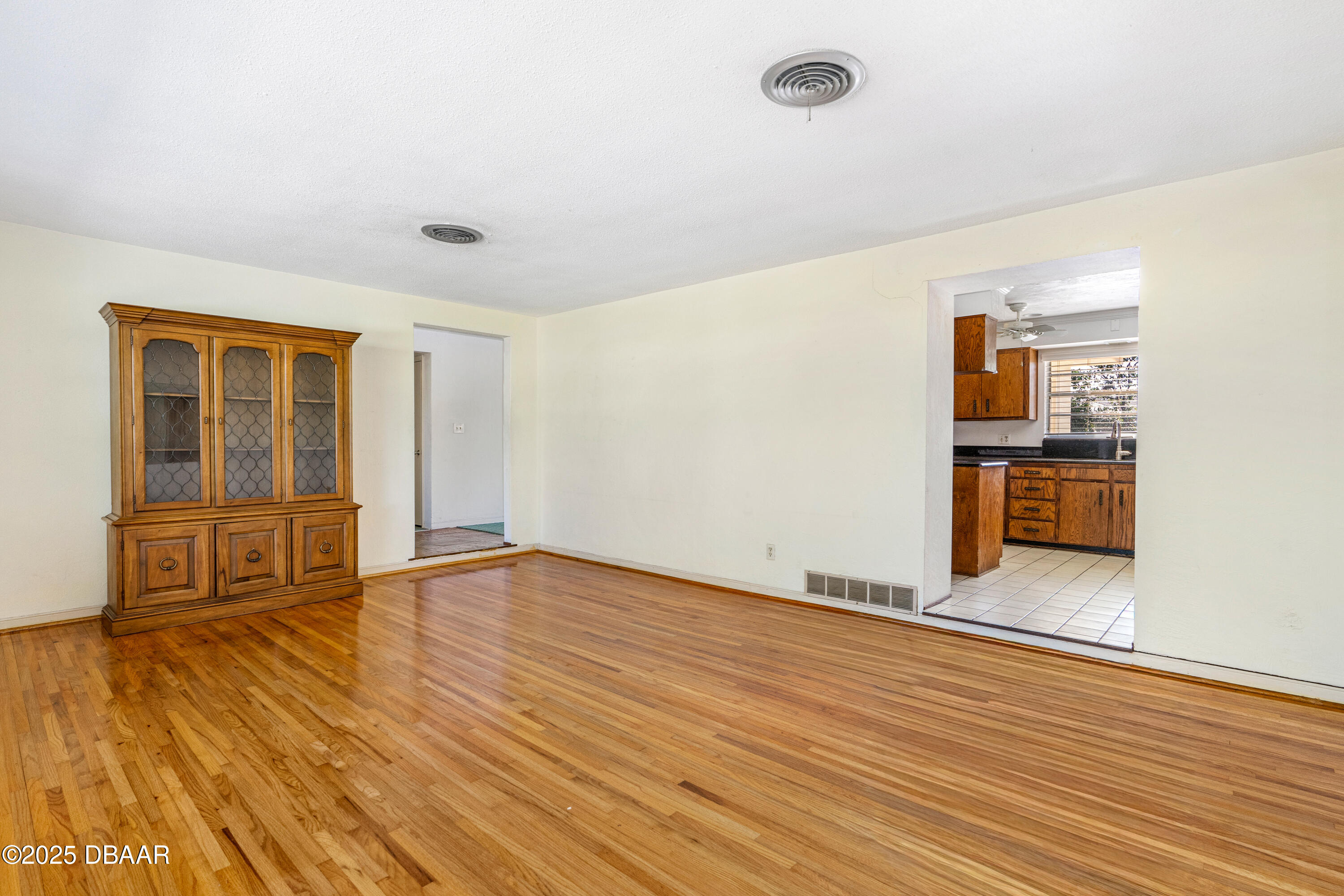 142 University Circle