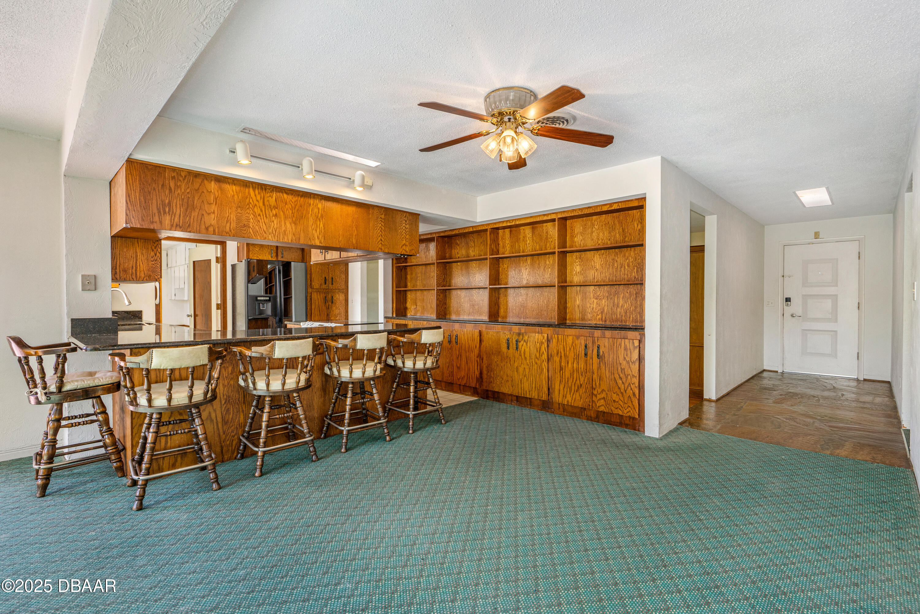 142 University Circle