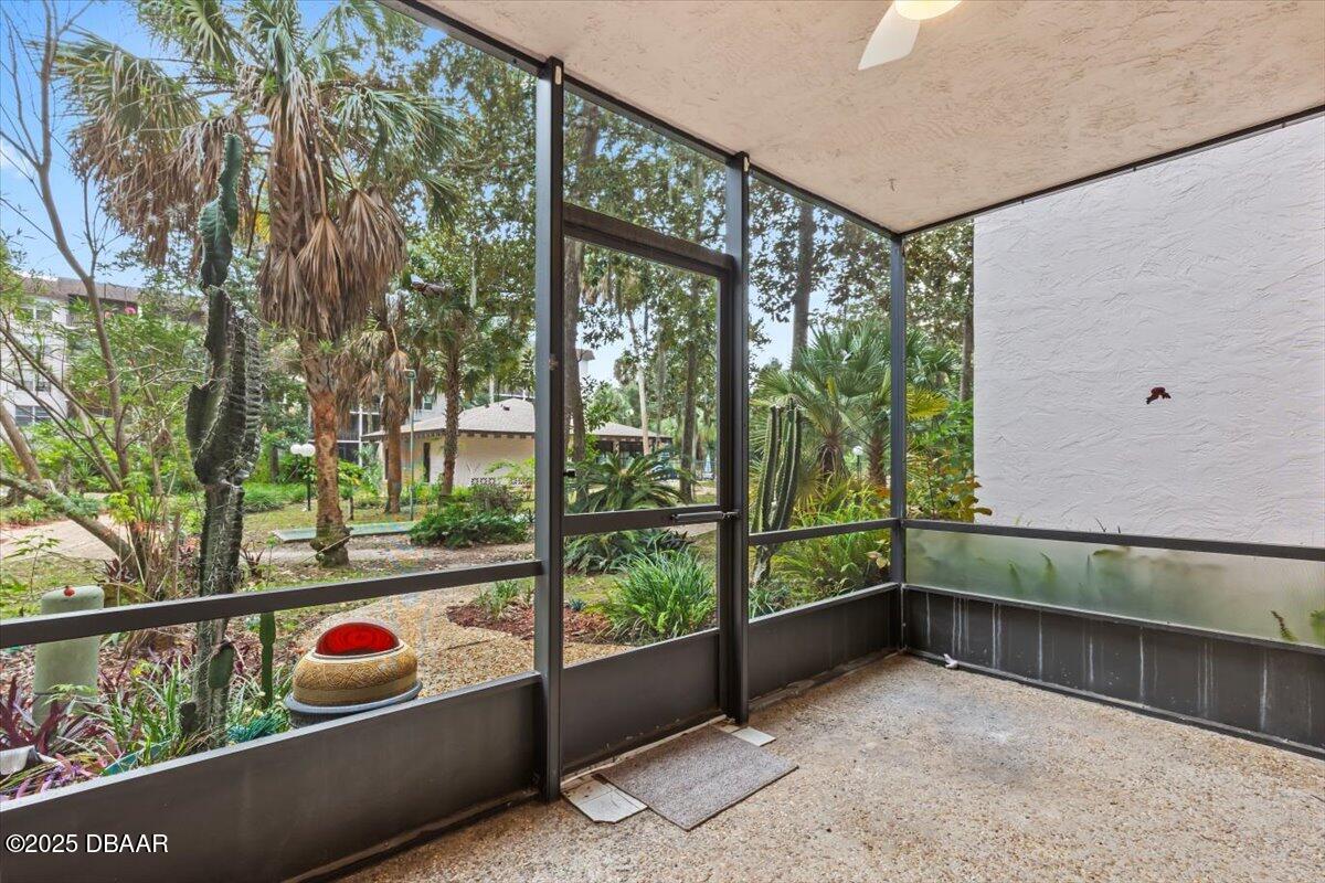 640 N Nova Road 114