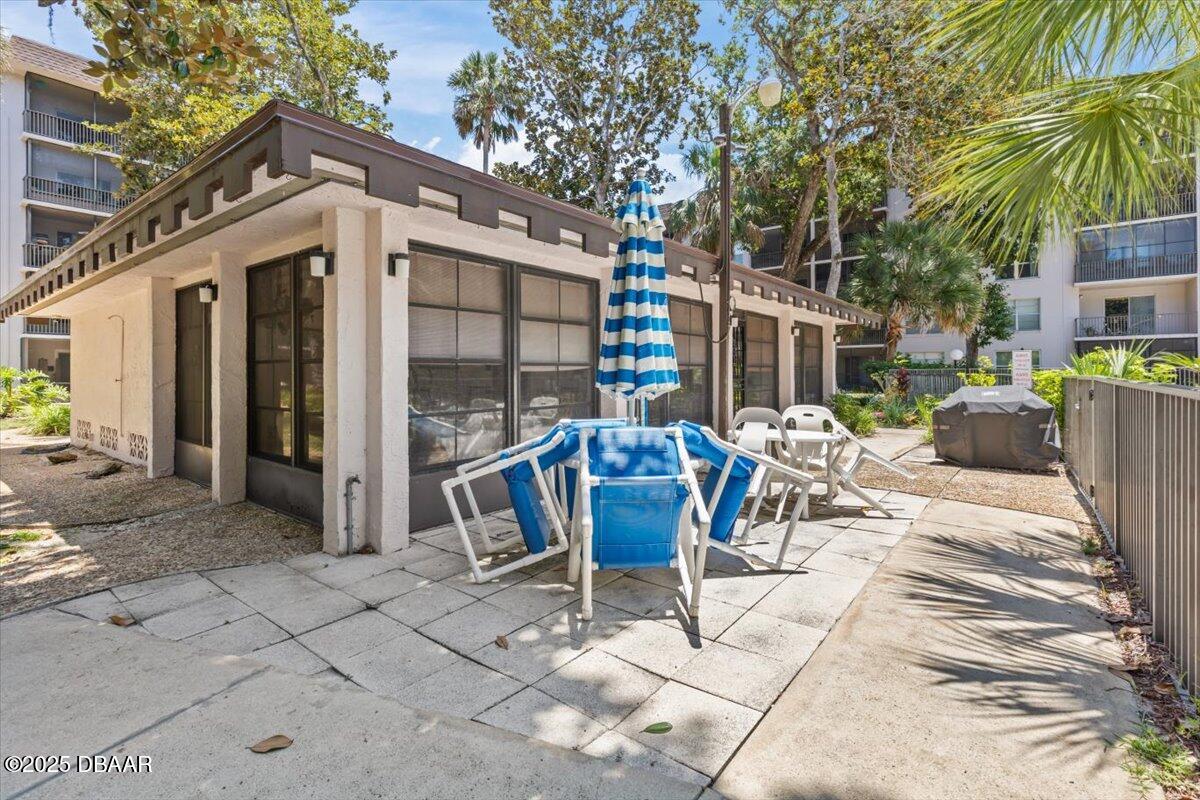 640 N Nova Road 114