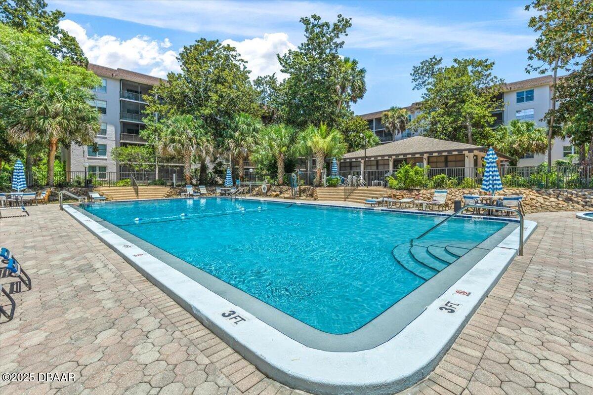 640 N Nova Road 114
