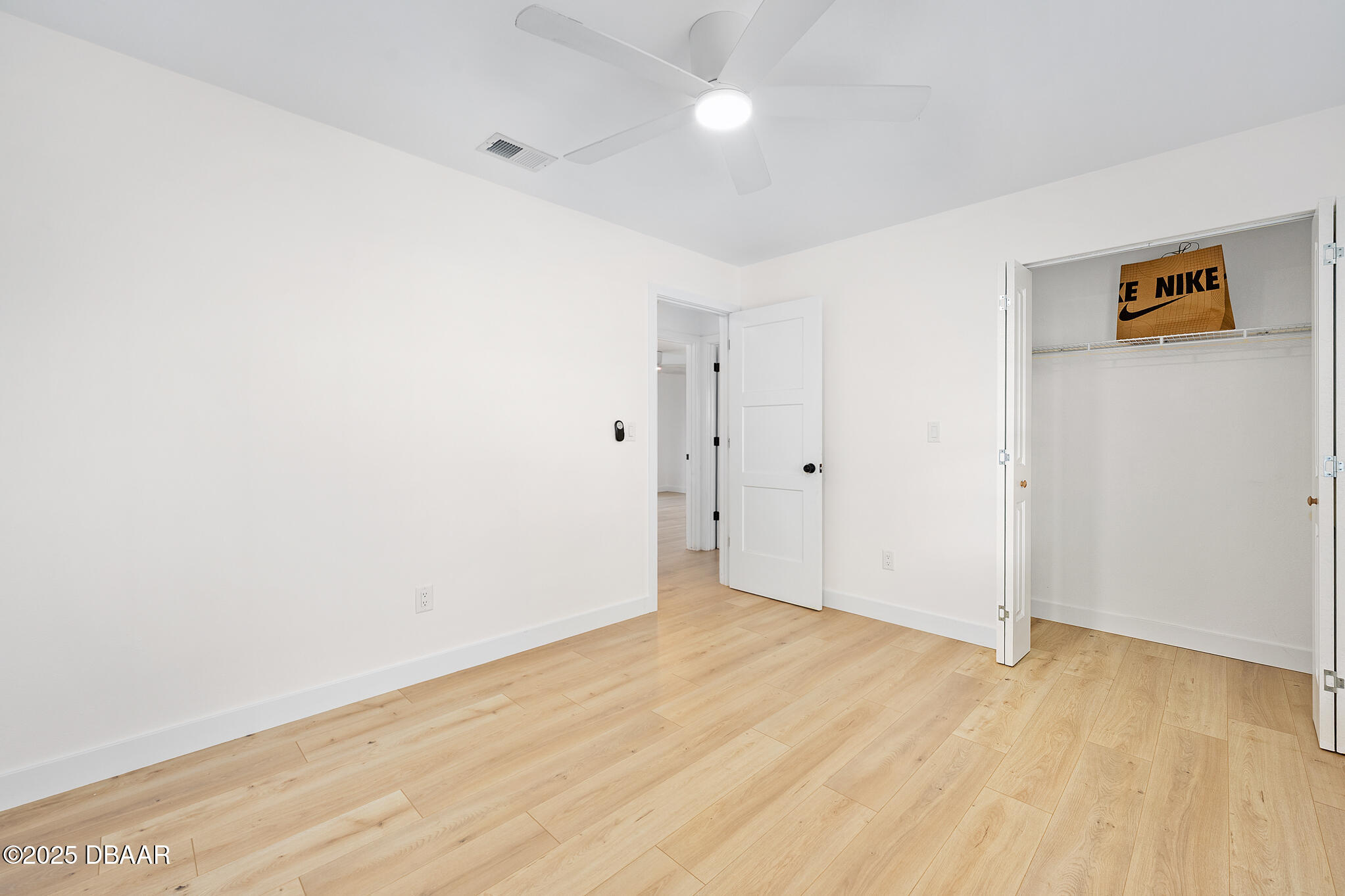 2 Avenue Bonita