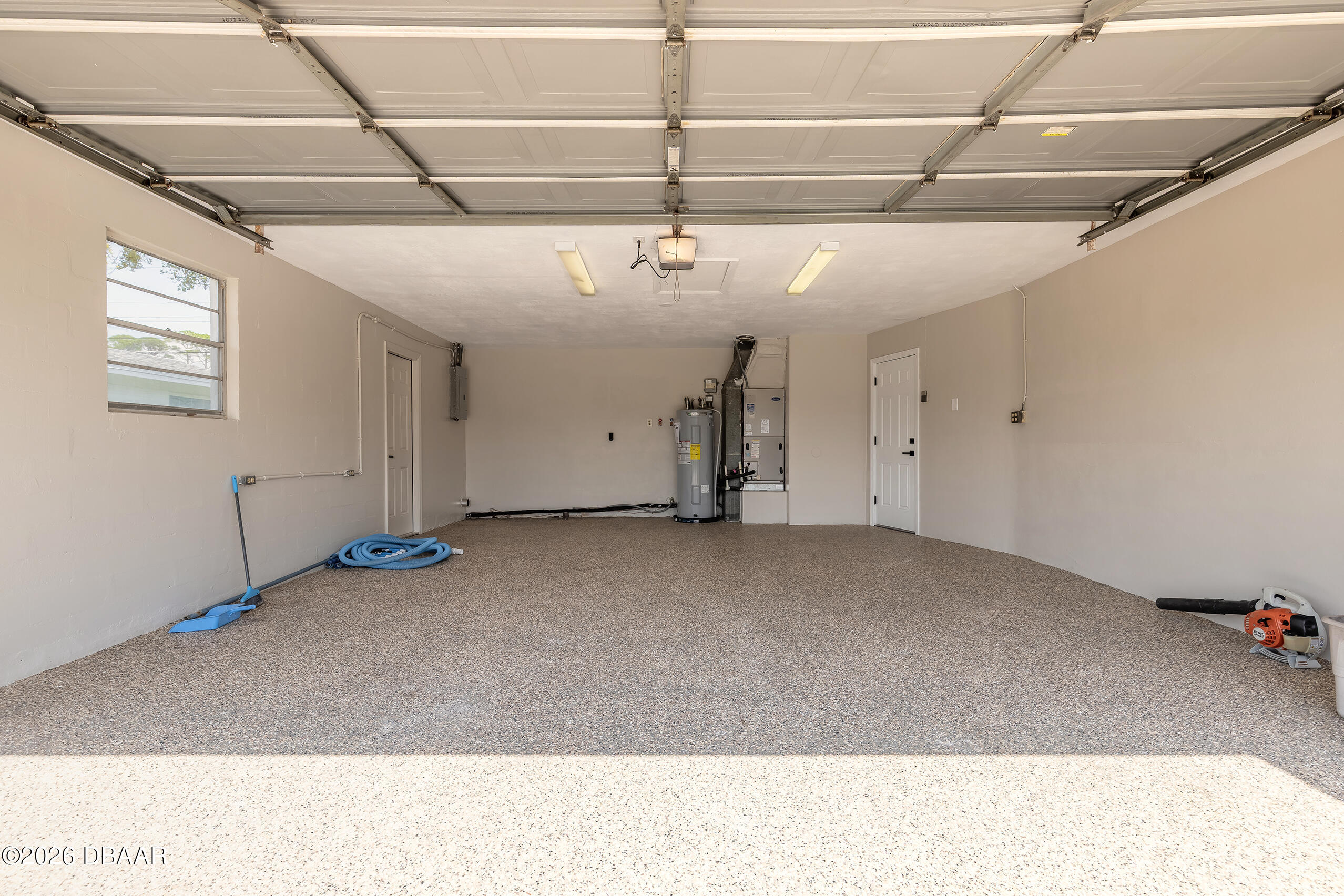 1209 Sunland Road