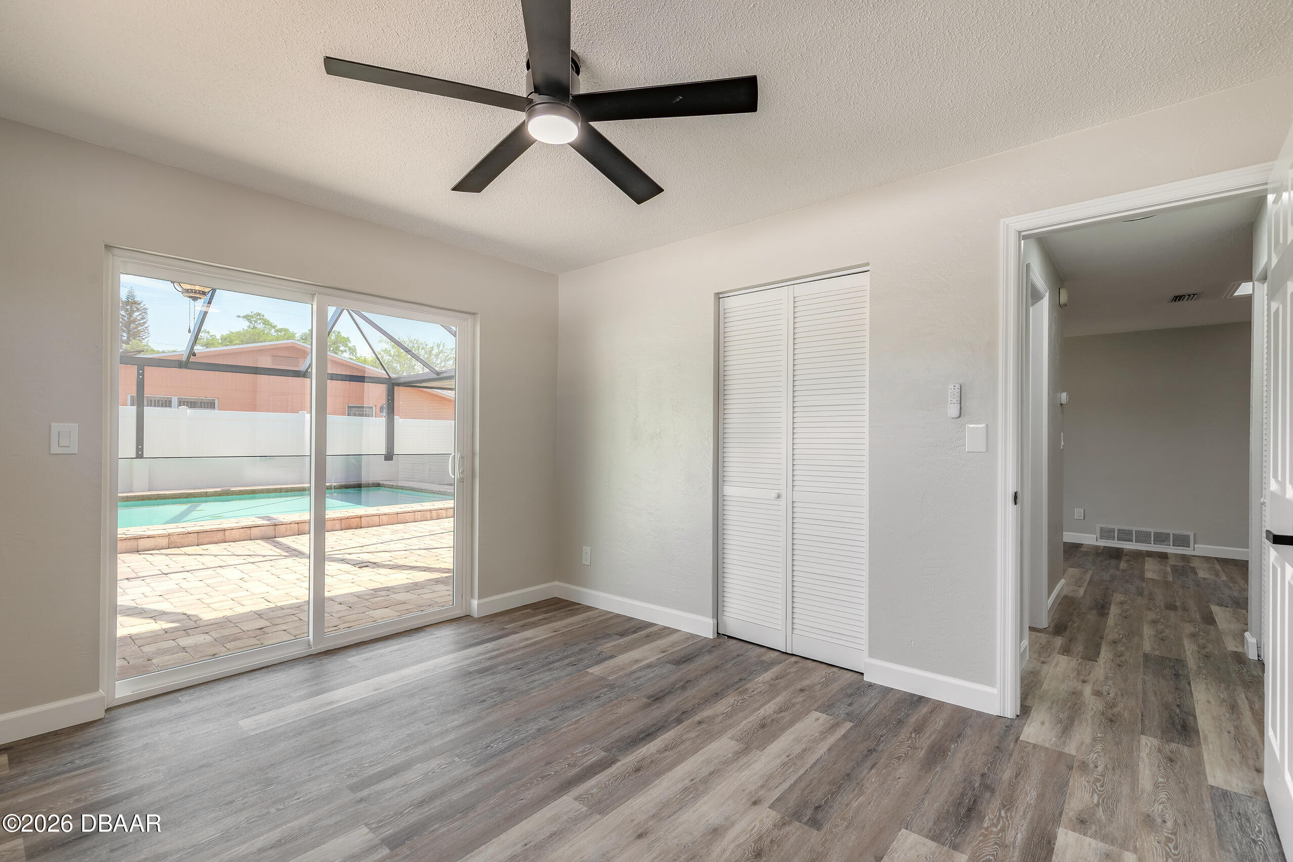 1209 Sunland Road