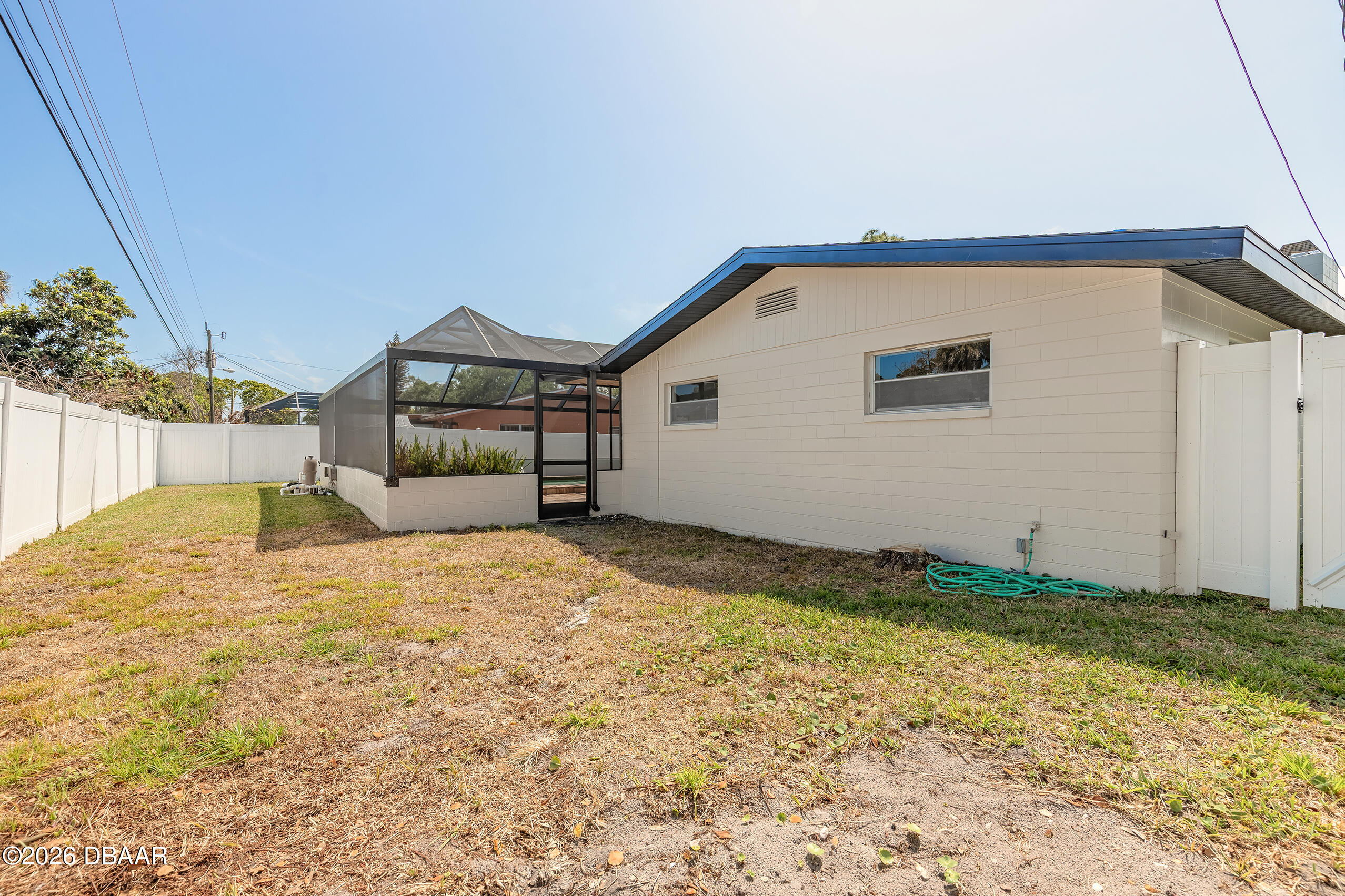 1209 Sunland Road