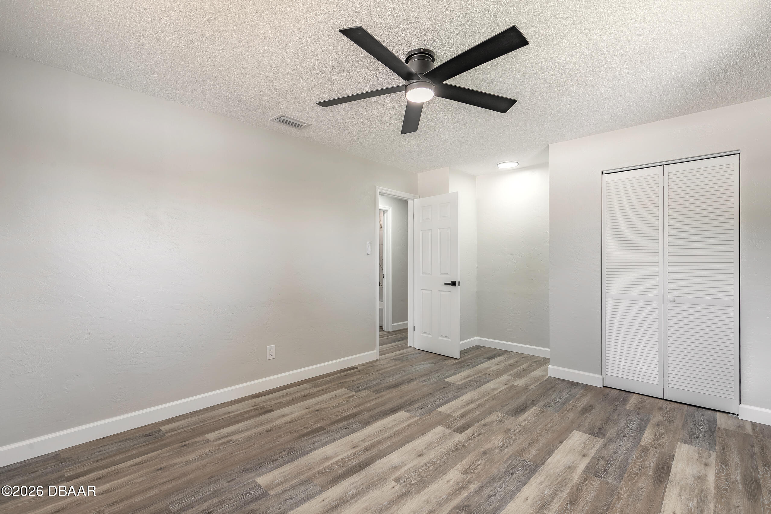 1209 Sunland Road