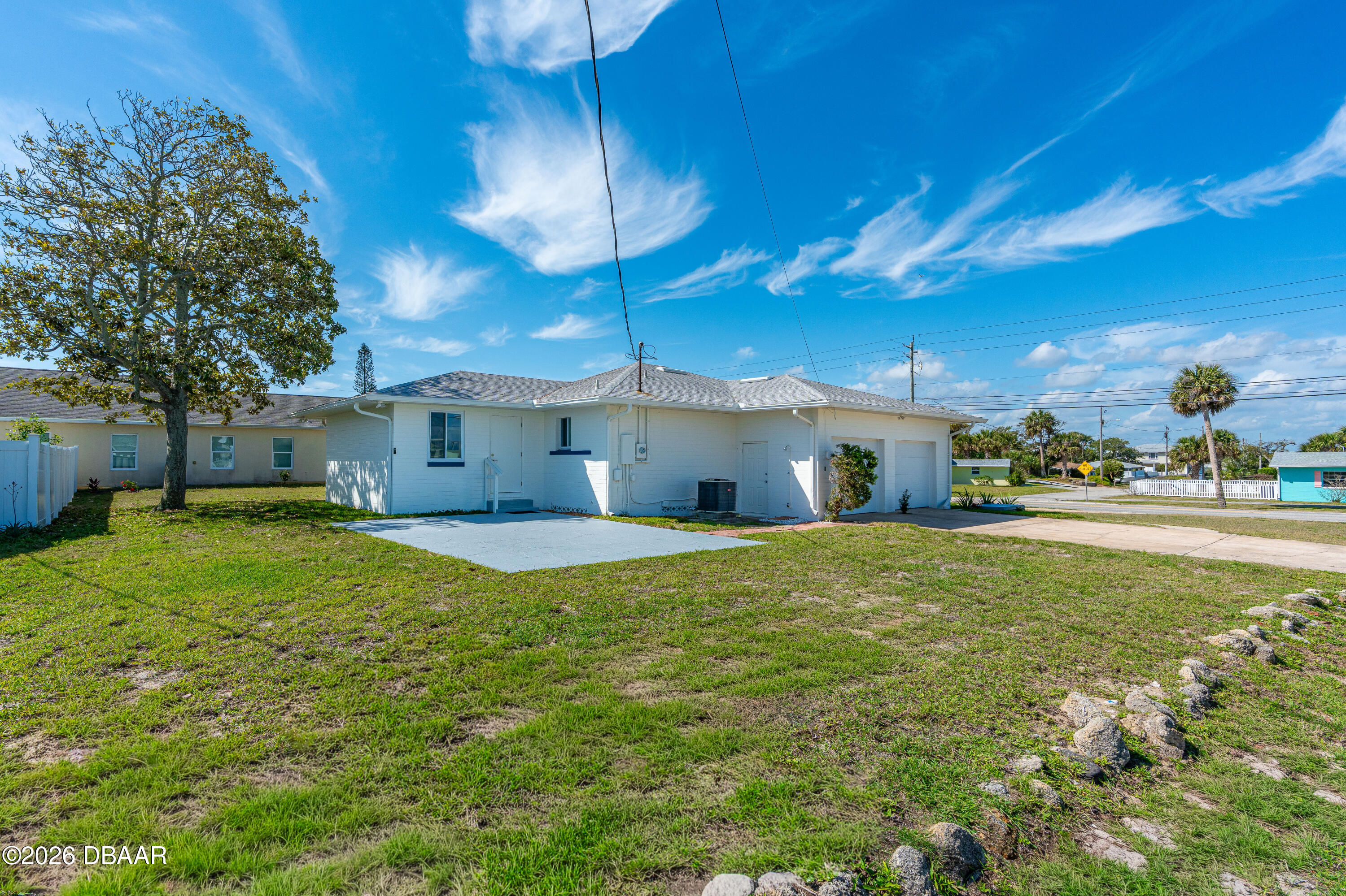 2111 S Peninsula Drive