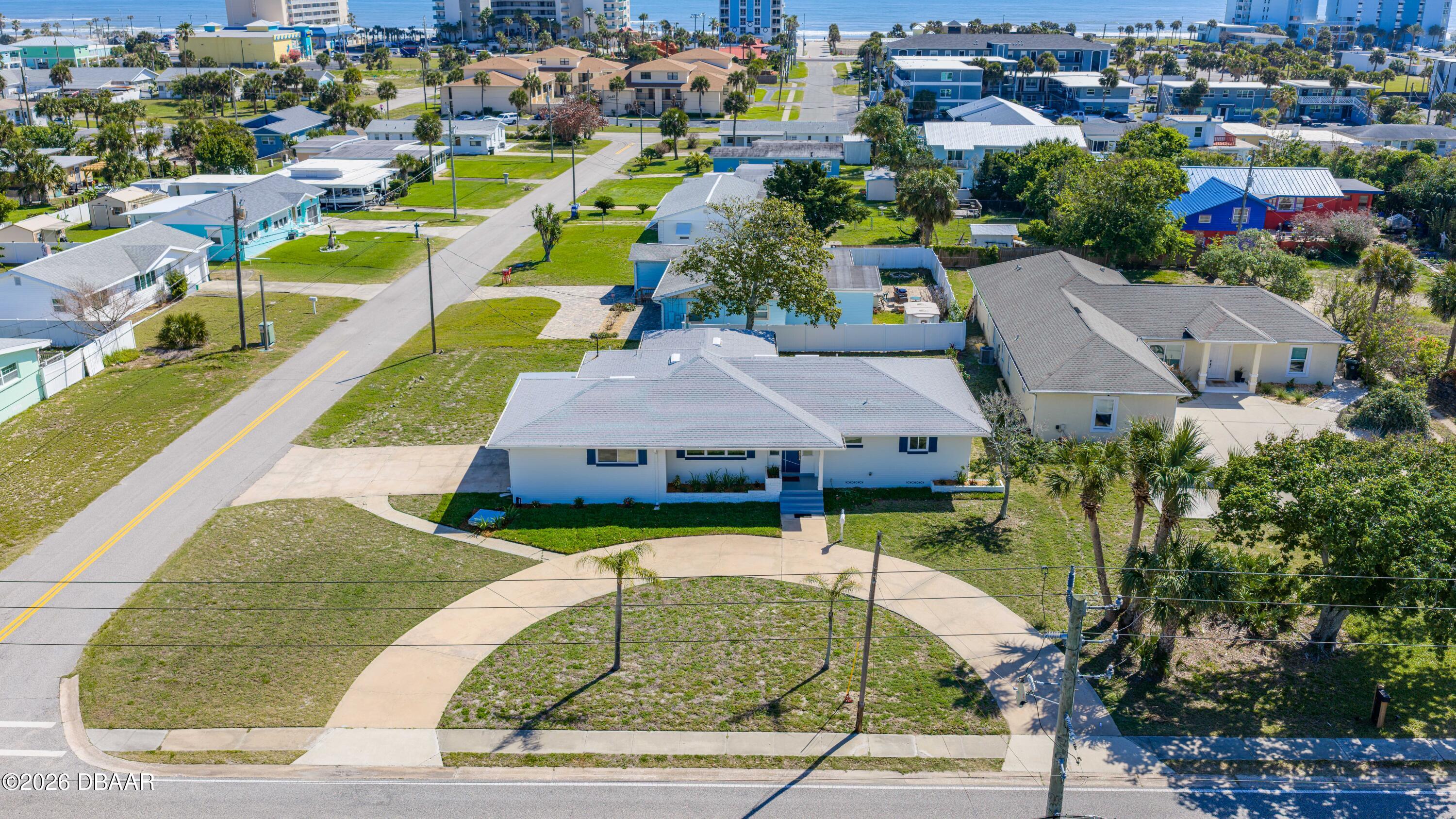 2111 S Peninsula Drive