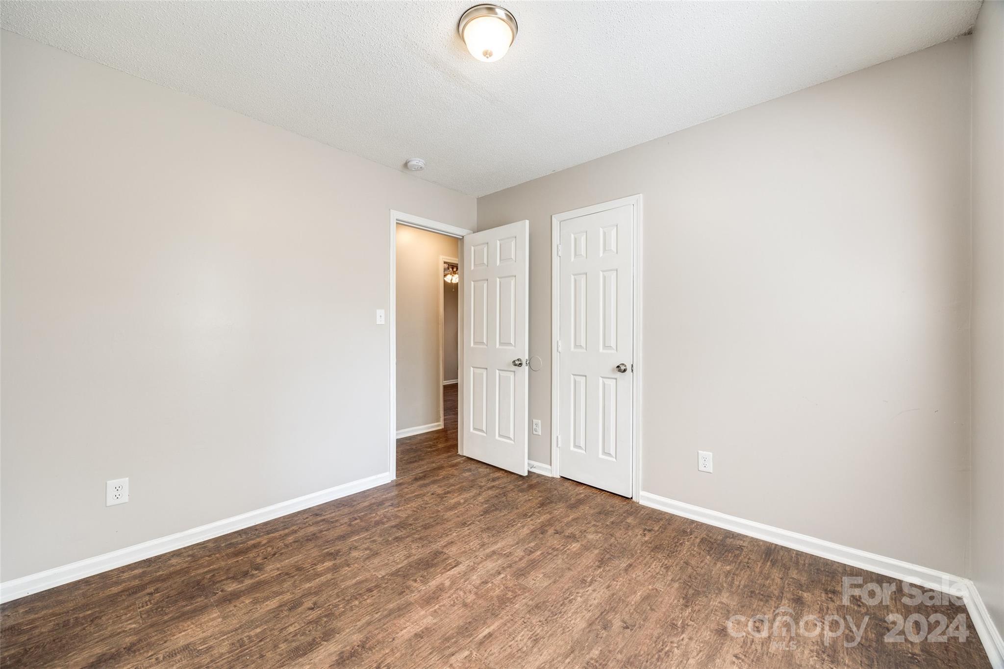 5300 Abner Lane