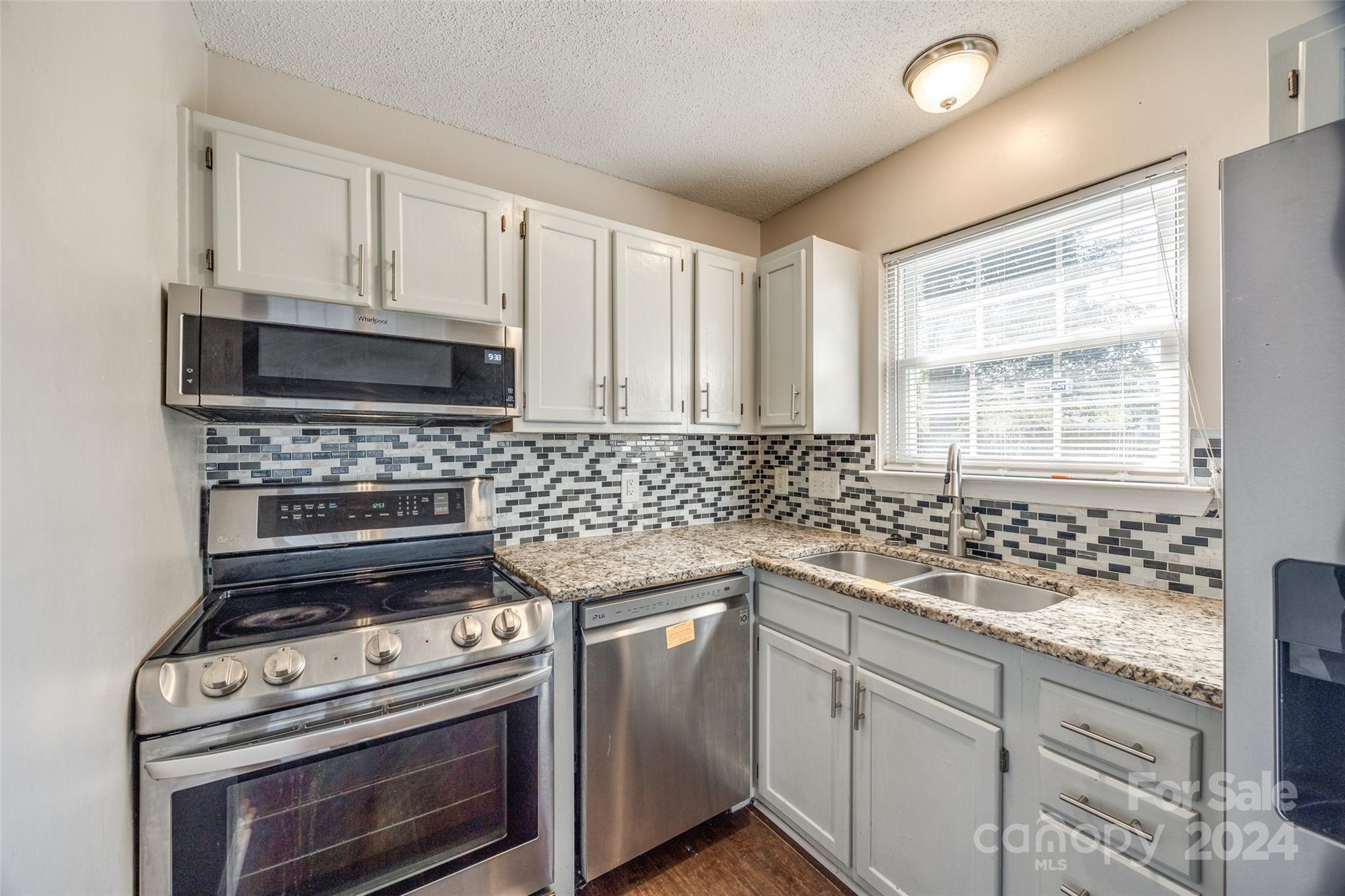 5300 Abner Lane