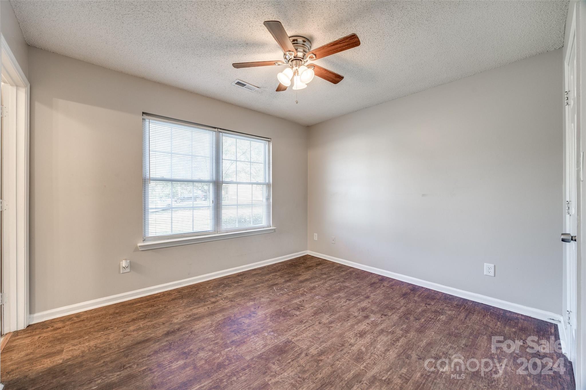 5300 Abner Lane