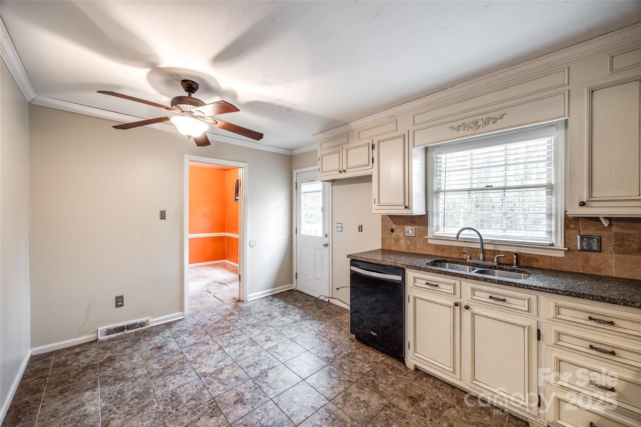 8106 Sidras Court