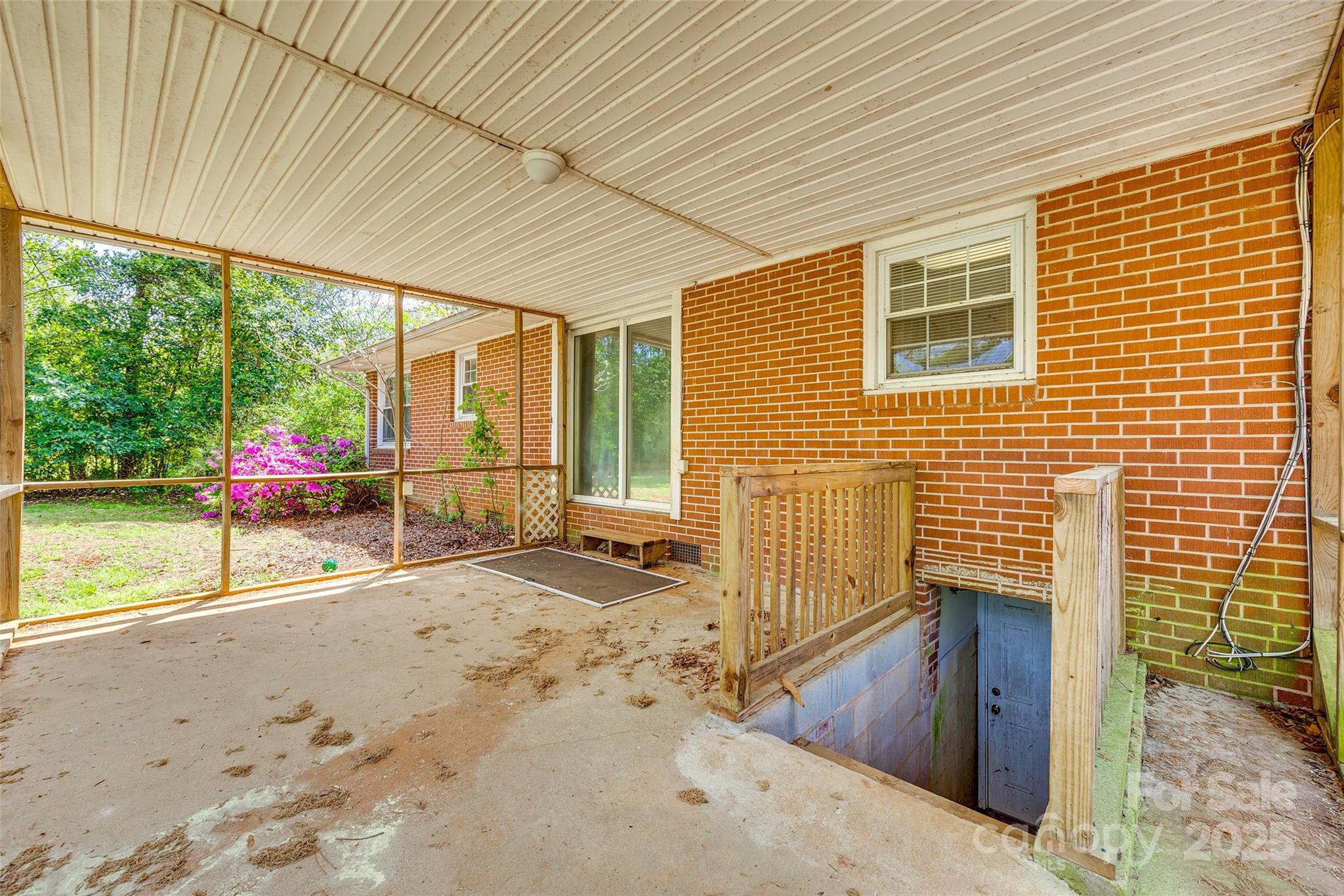 764 Emorywood Lane