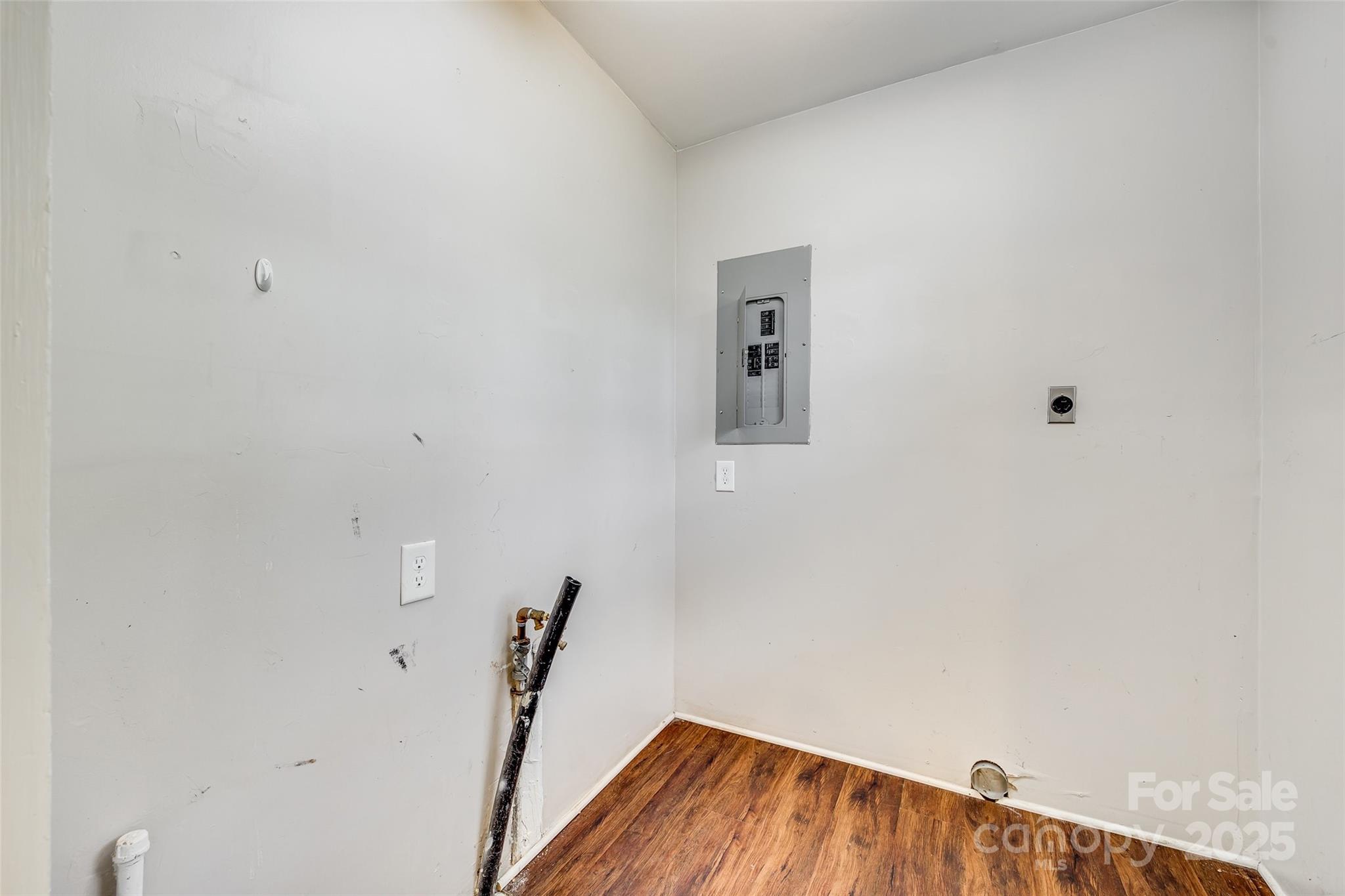 764 Emorywood Lane