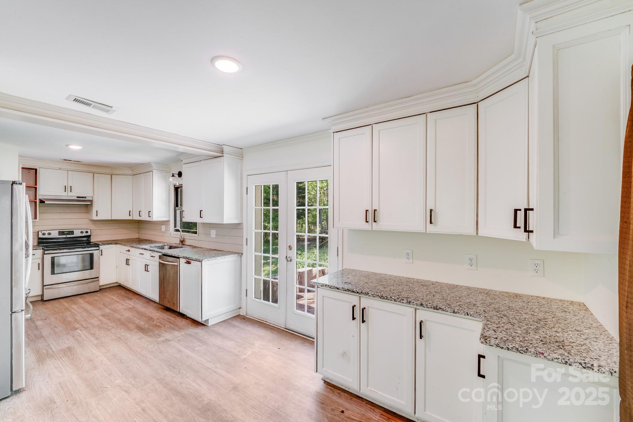 4915 Huntington Farm Road