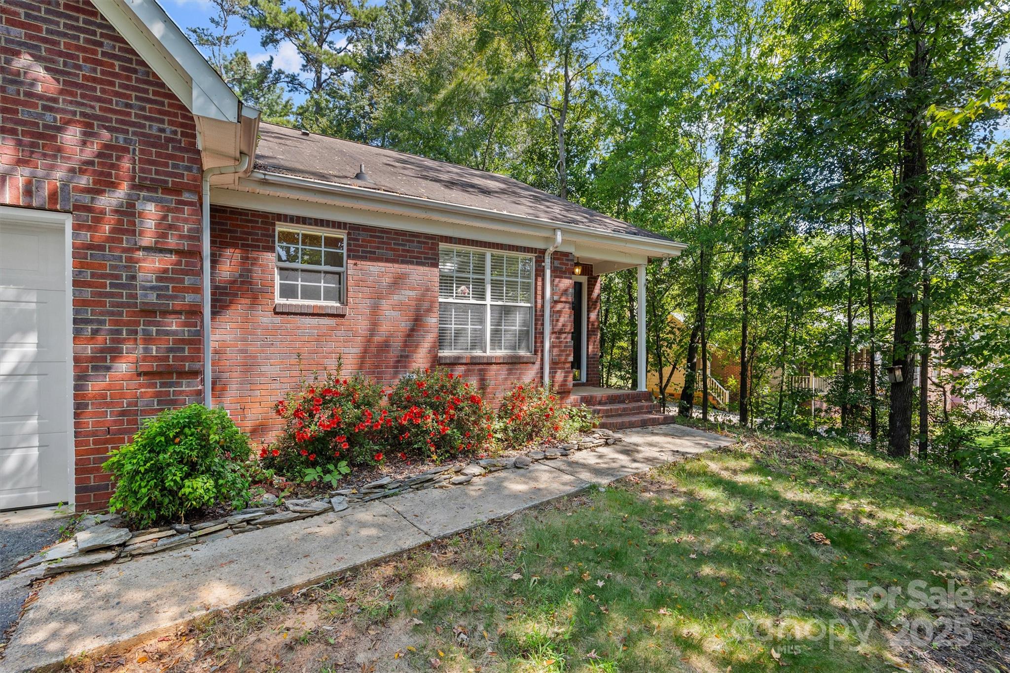 15901 Lawyers Road