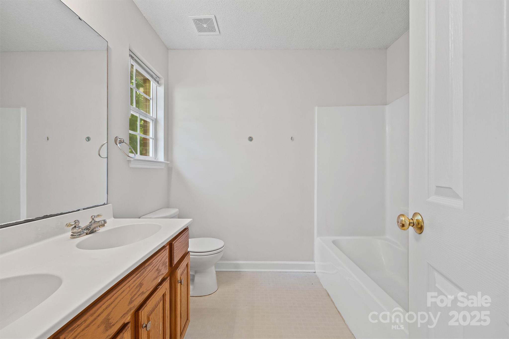 15901 Lawyers Road