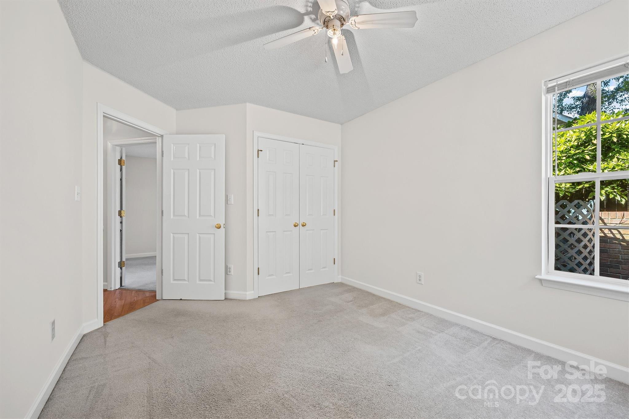 15901 Lawyers Road